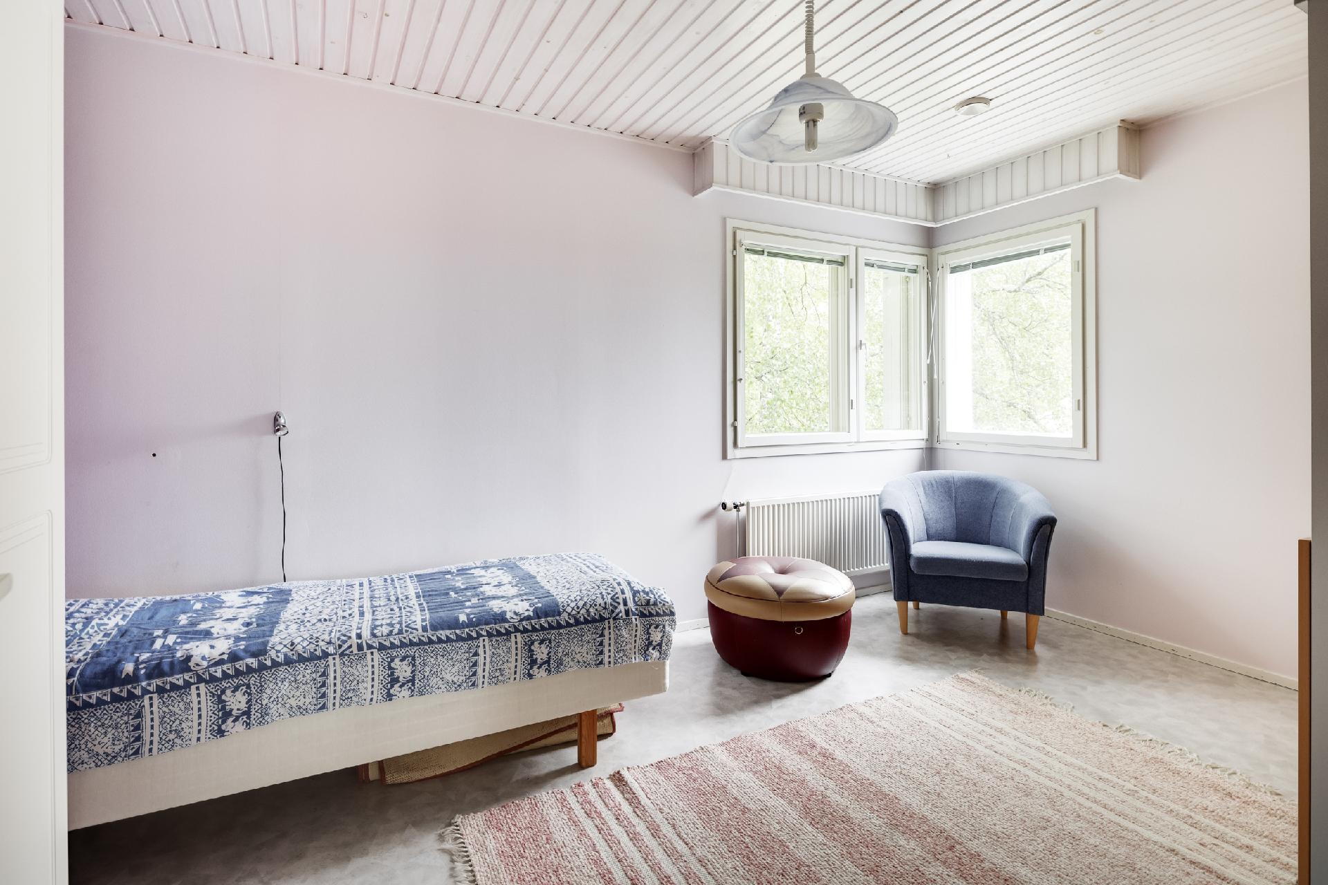 Ojasentie 28, Mäntsälä