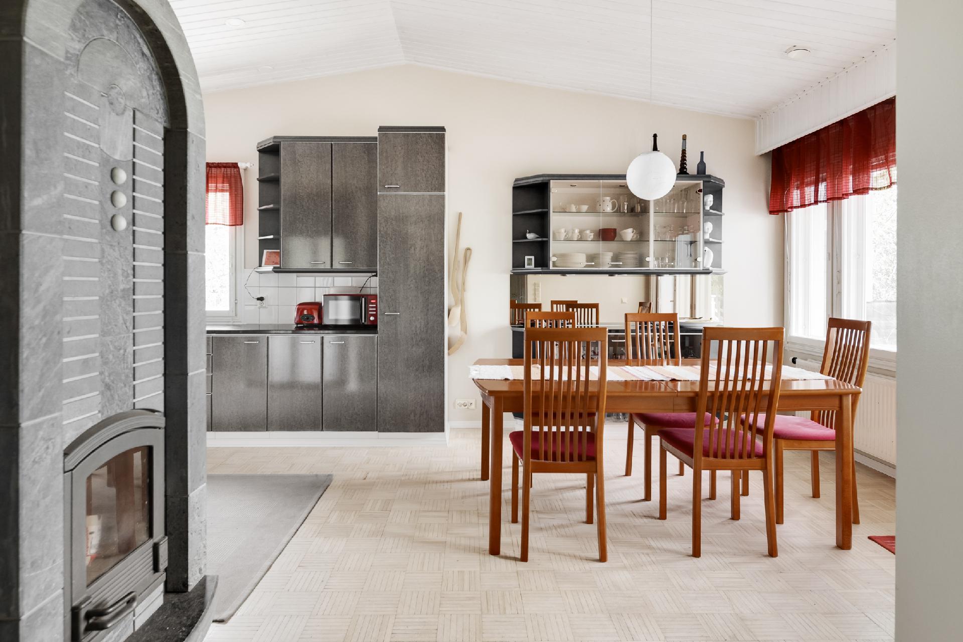 Ojasentie 28, Mäntsälä