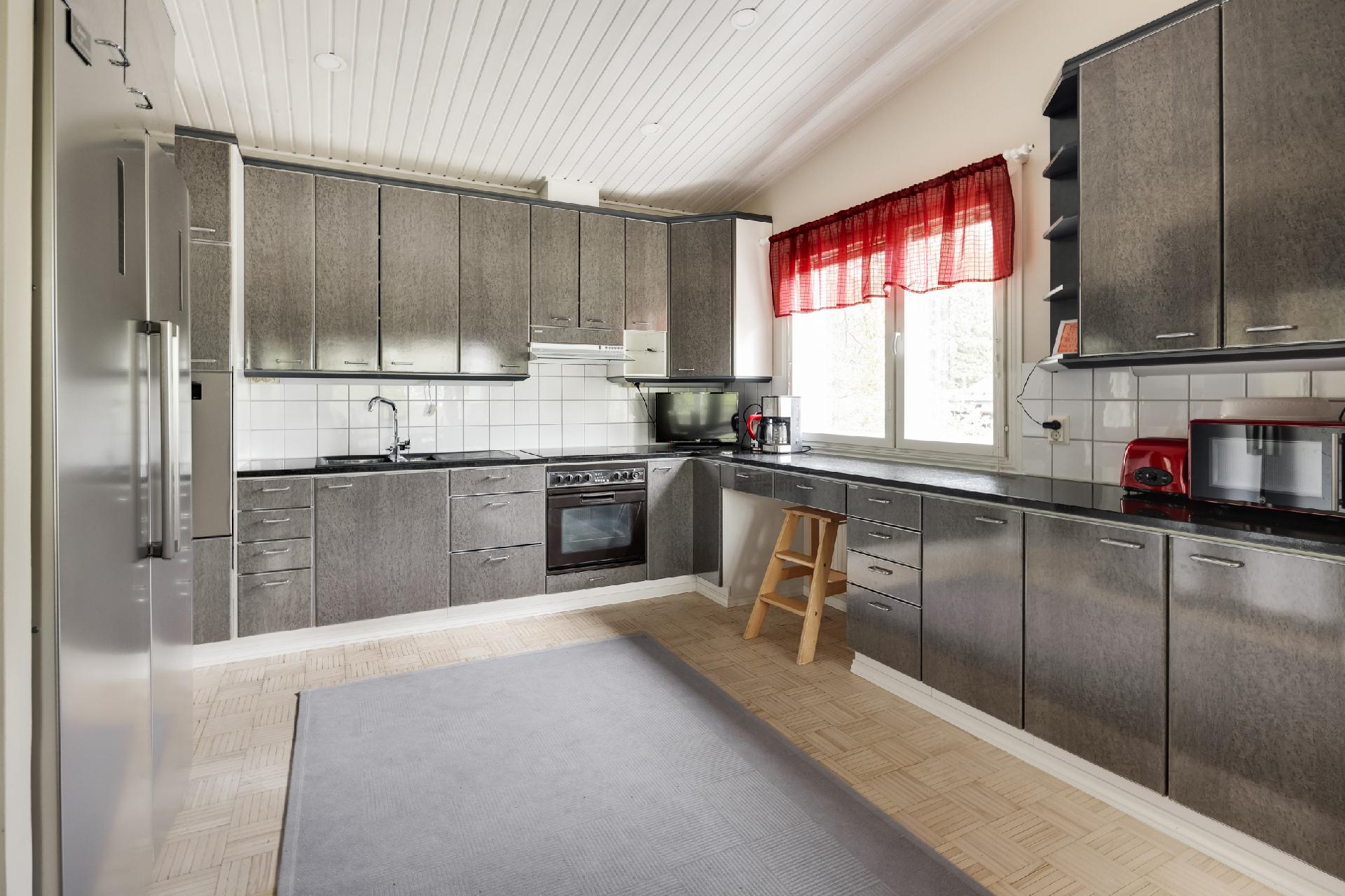 Ojasentie 28, Mäntsälä