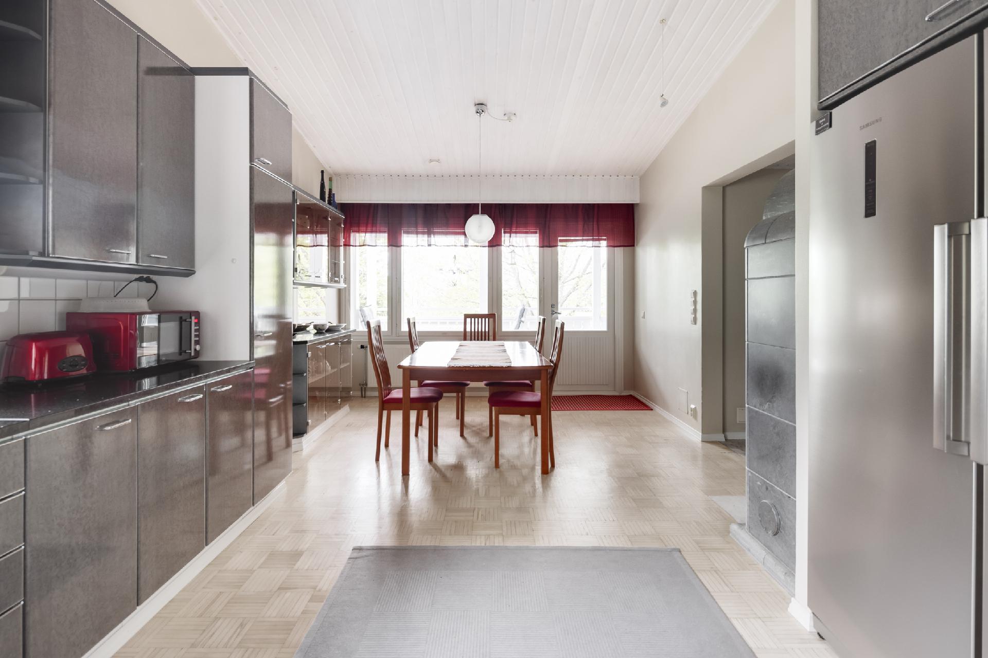 Ojasentie 28, Mäntsälä