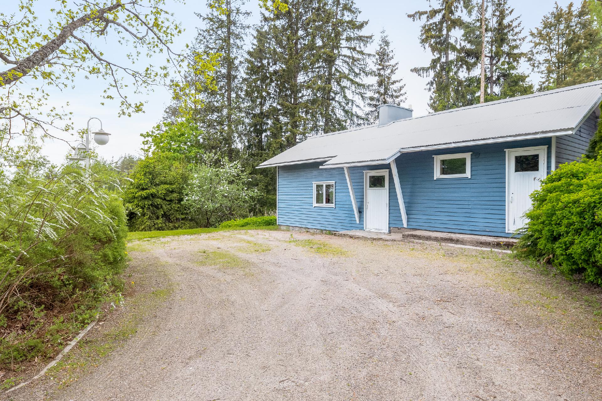 Ojasentie 28, Mäntsälä