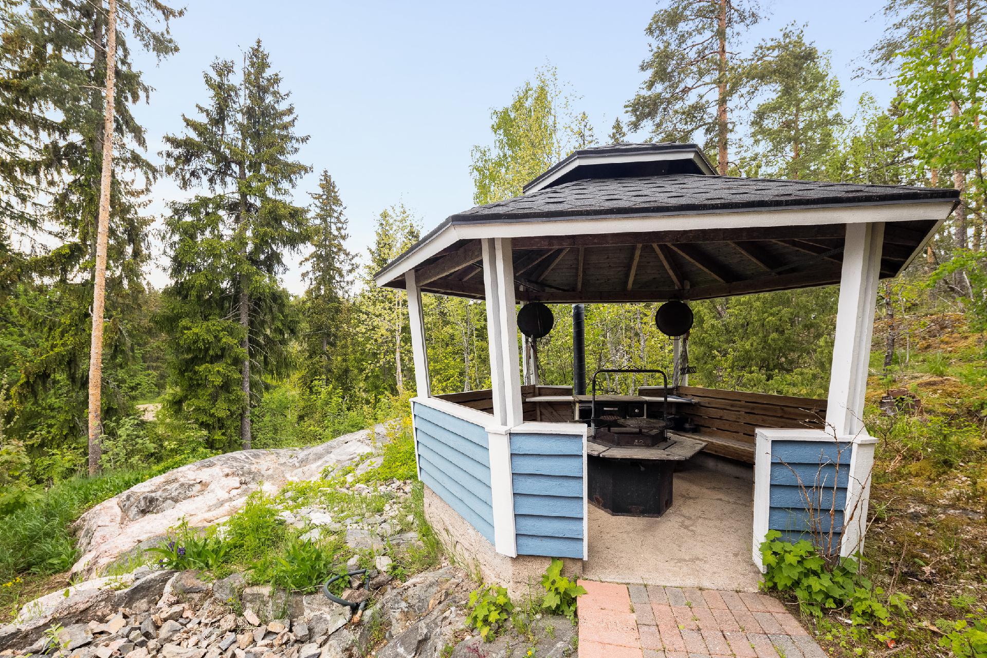 Ojasentie 28, Mäntsälä