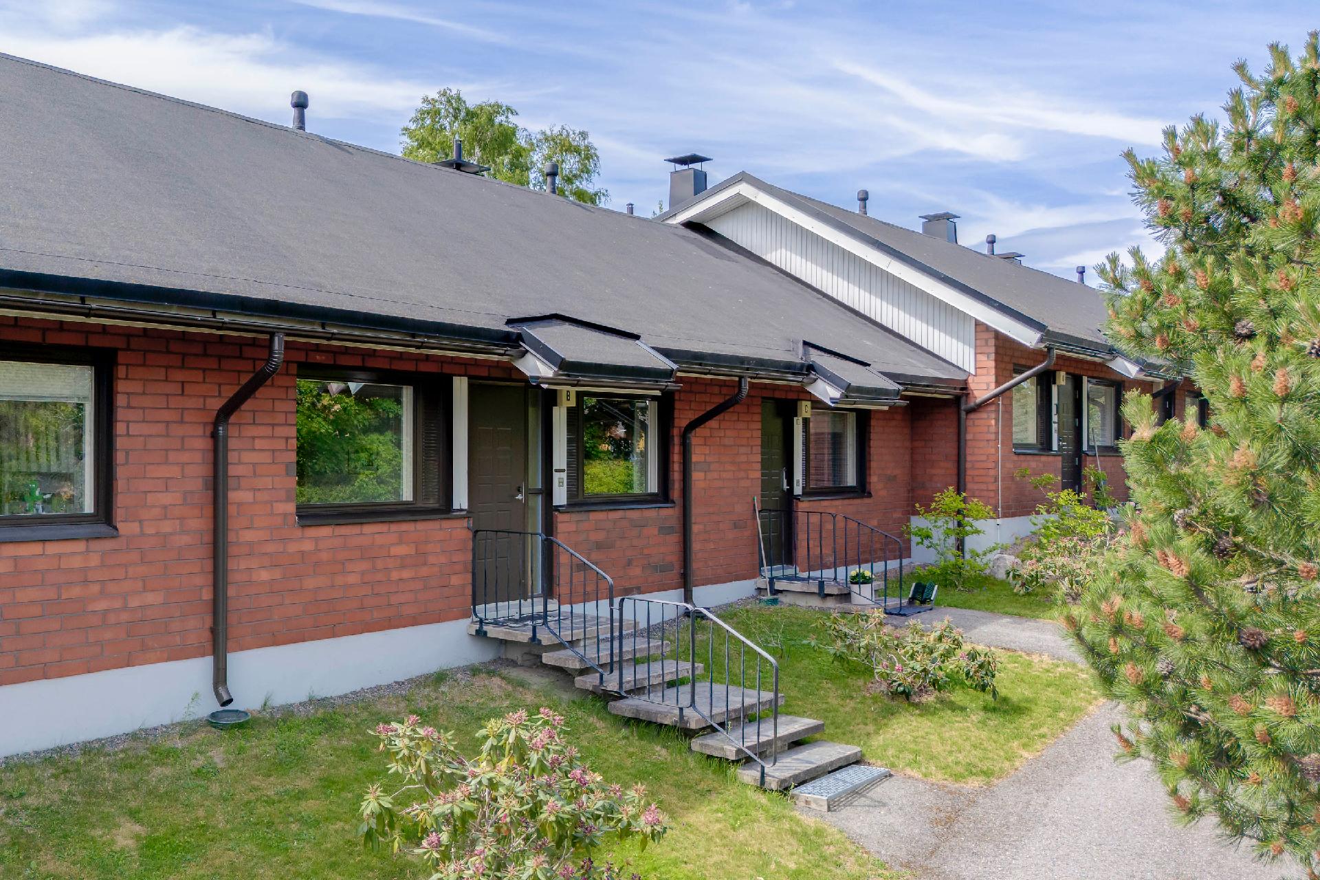 Rasinkuja 5, Tapaninkylä, Helsinki