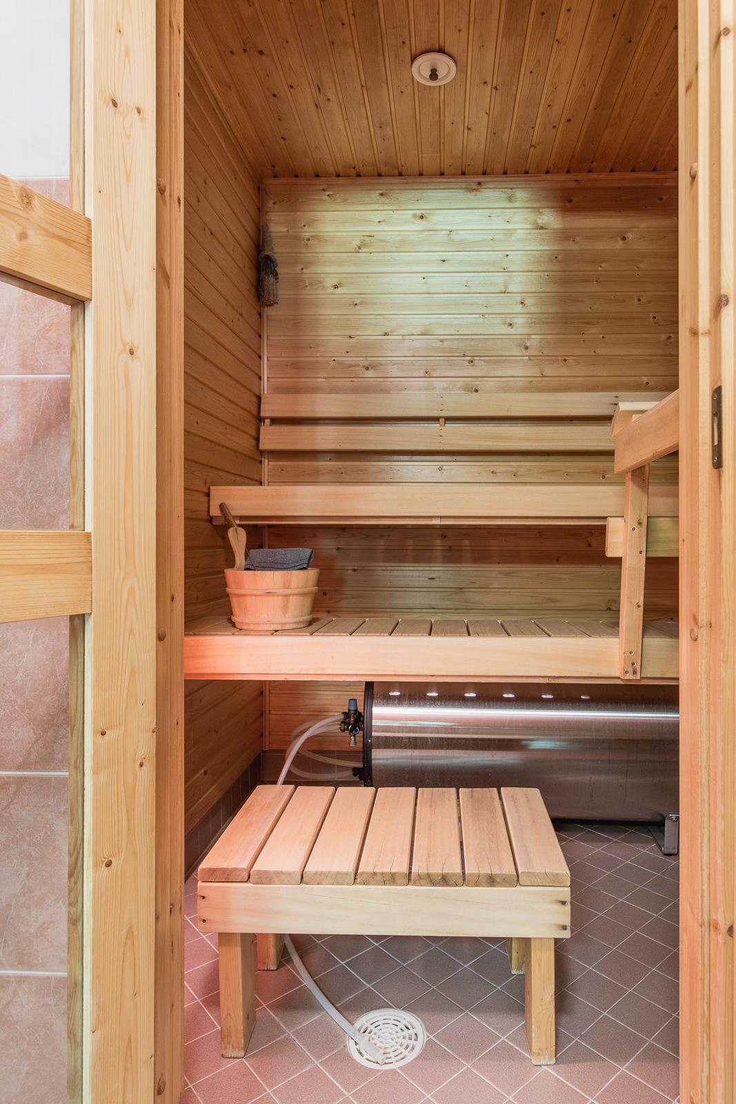 sauna