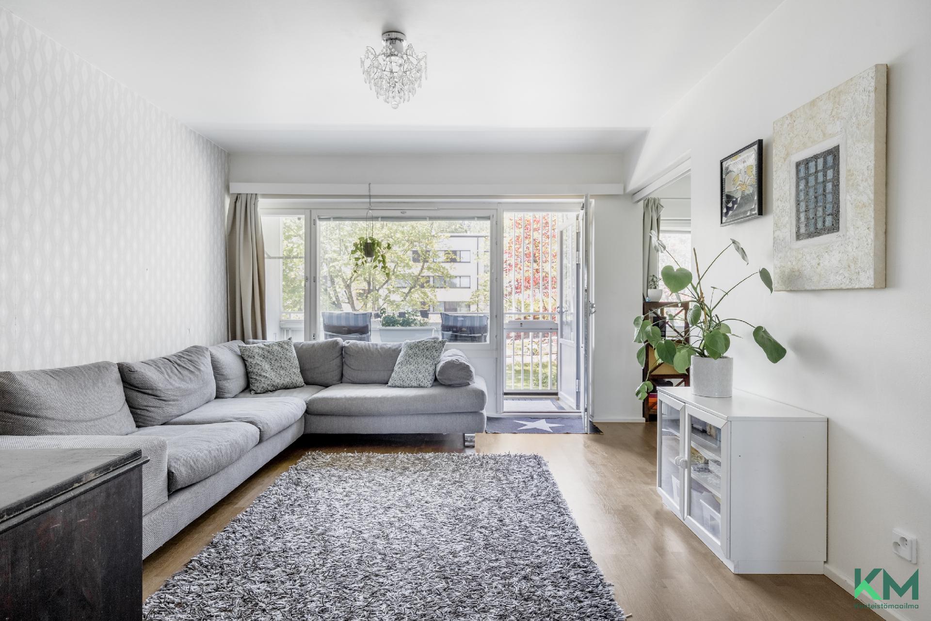 Kuusistonlinnantie 1, Vartiokylä, Helsinki