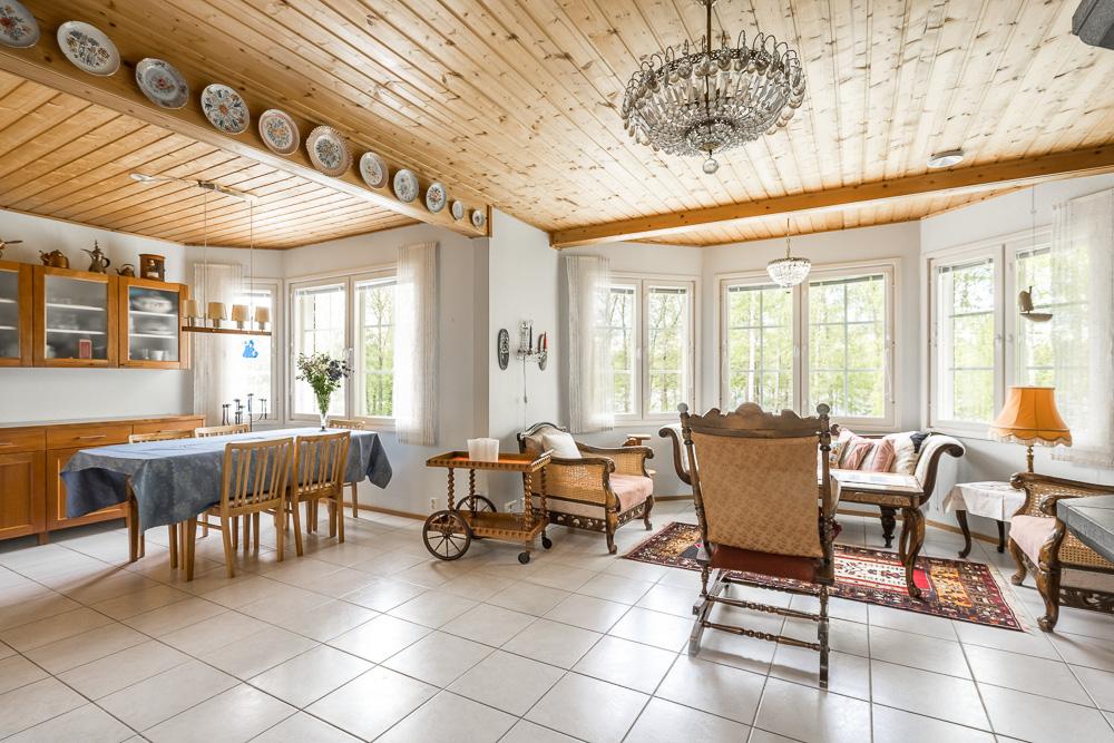 Kuivastontie 329, Perniö, Salo