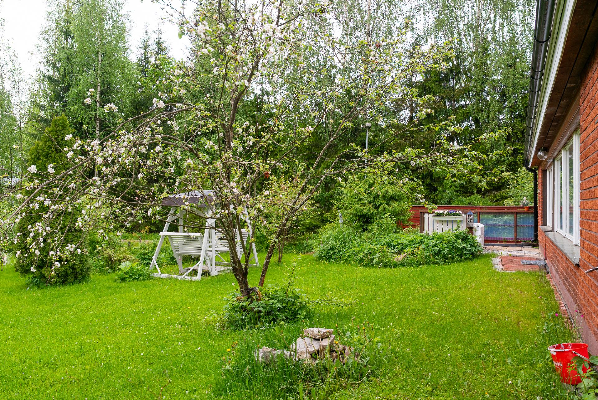 Takkatie 8, Verkkoniemi, Muurame