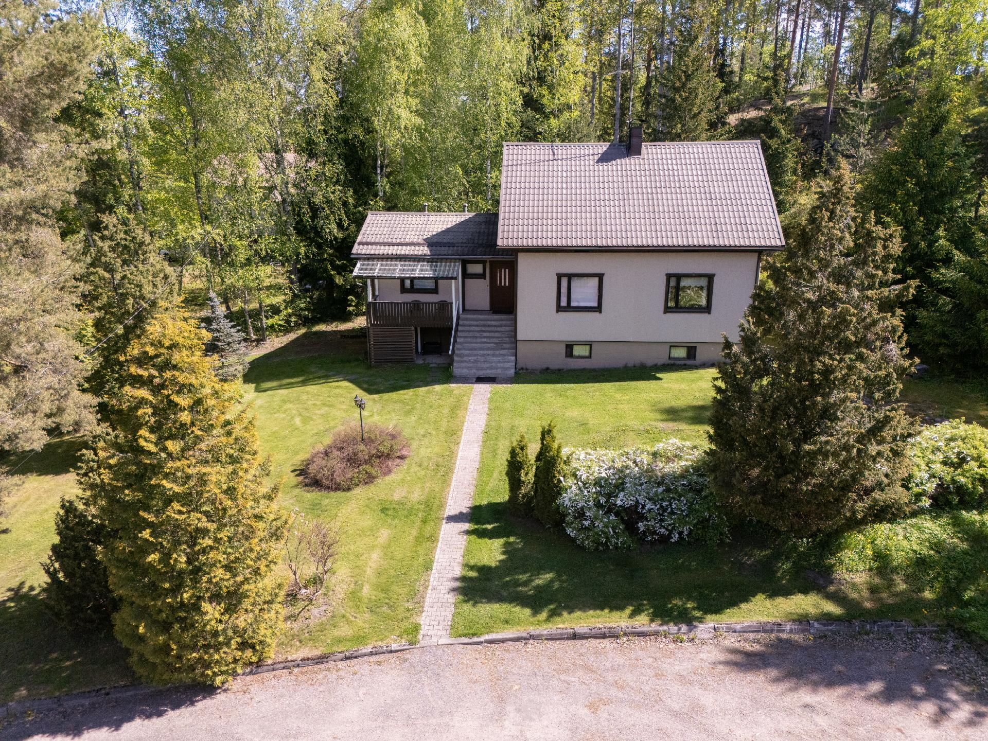 Tammistontie 5, Kirkonkylä, Nurmijärvi