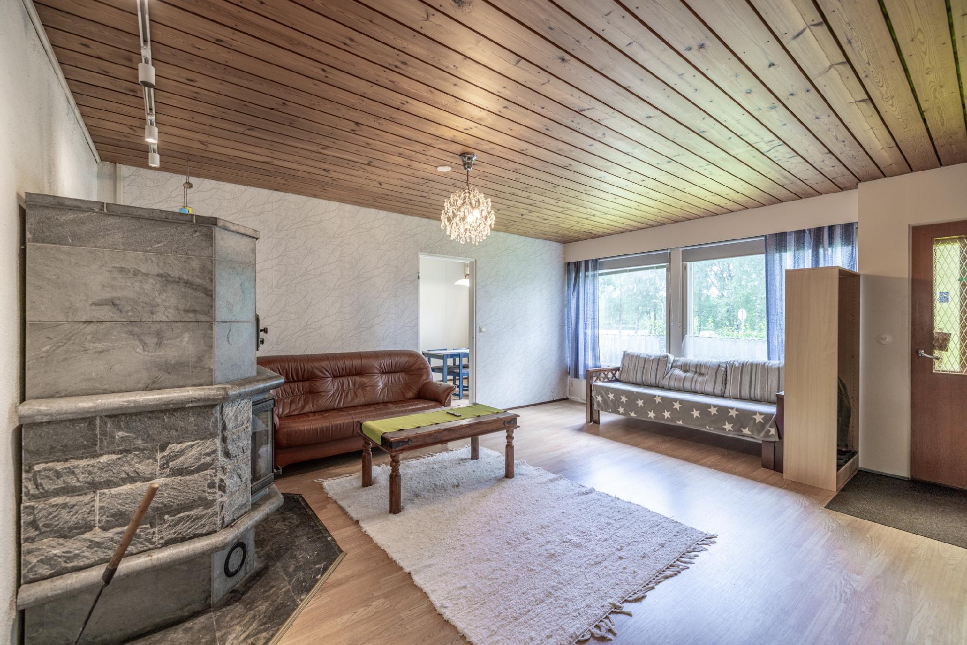 Tervaniementie 13, Kangasniemi