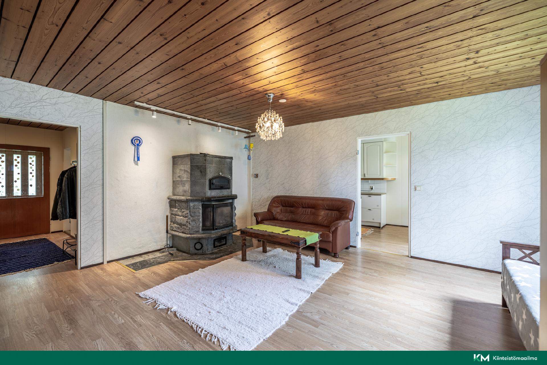 Tervaniementie 13, Kangasniemi