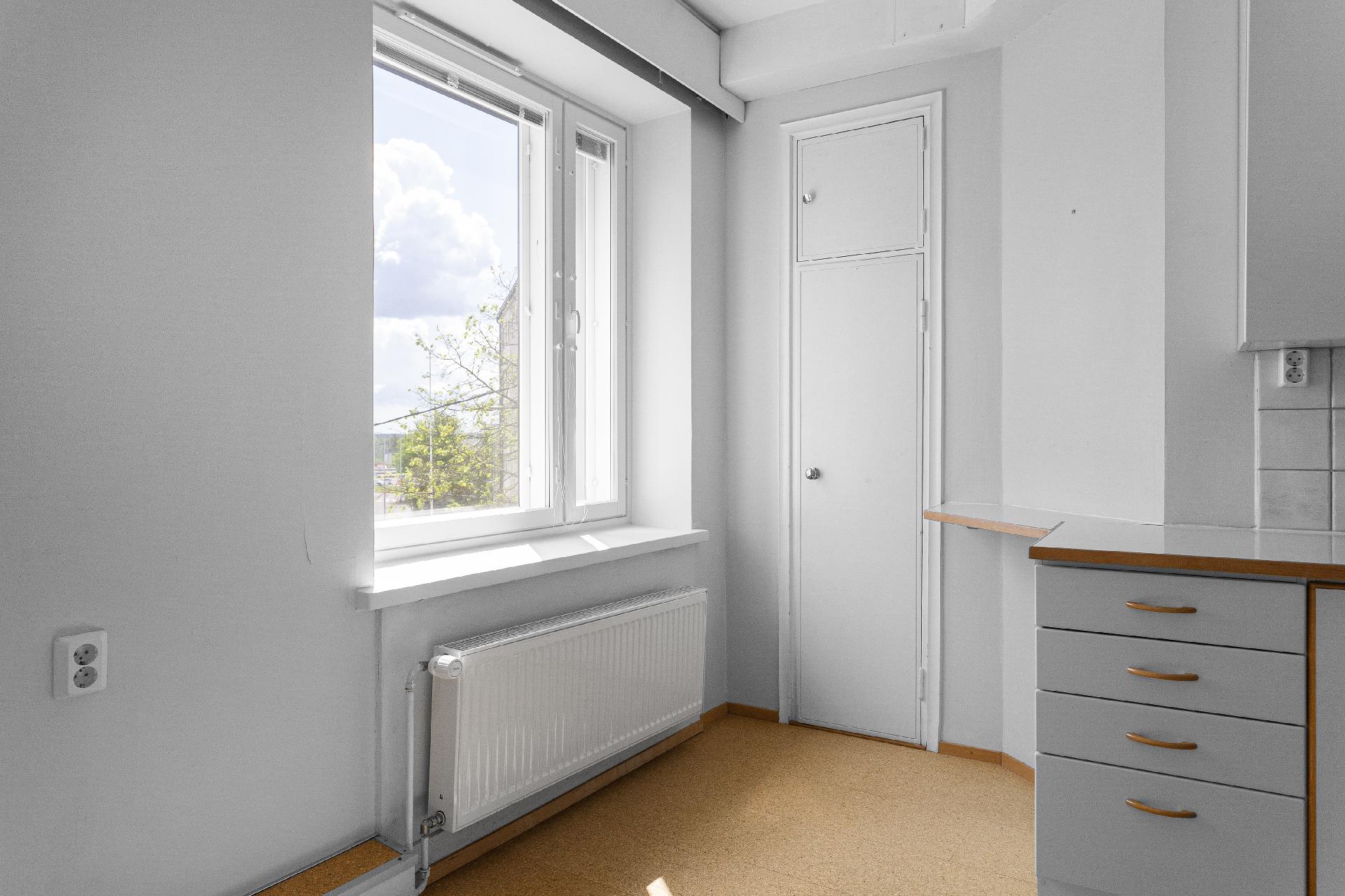 Oikokatu 2, Keskusta, Kouvola