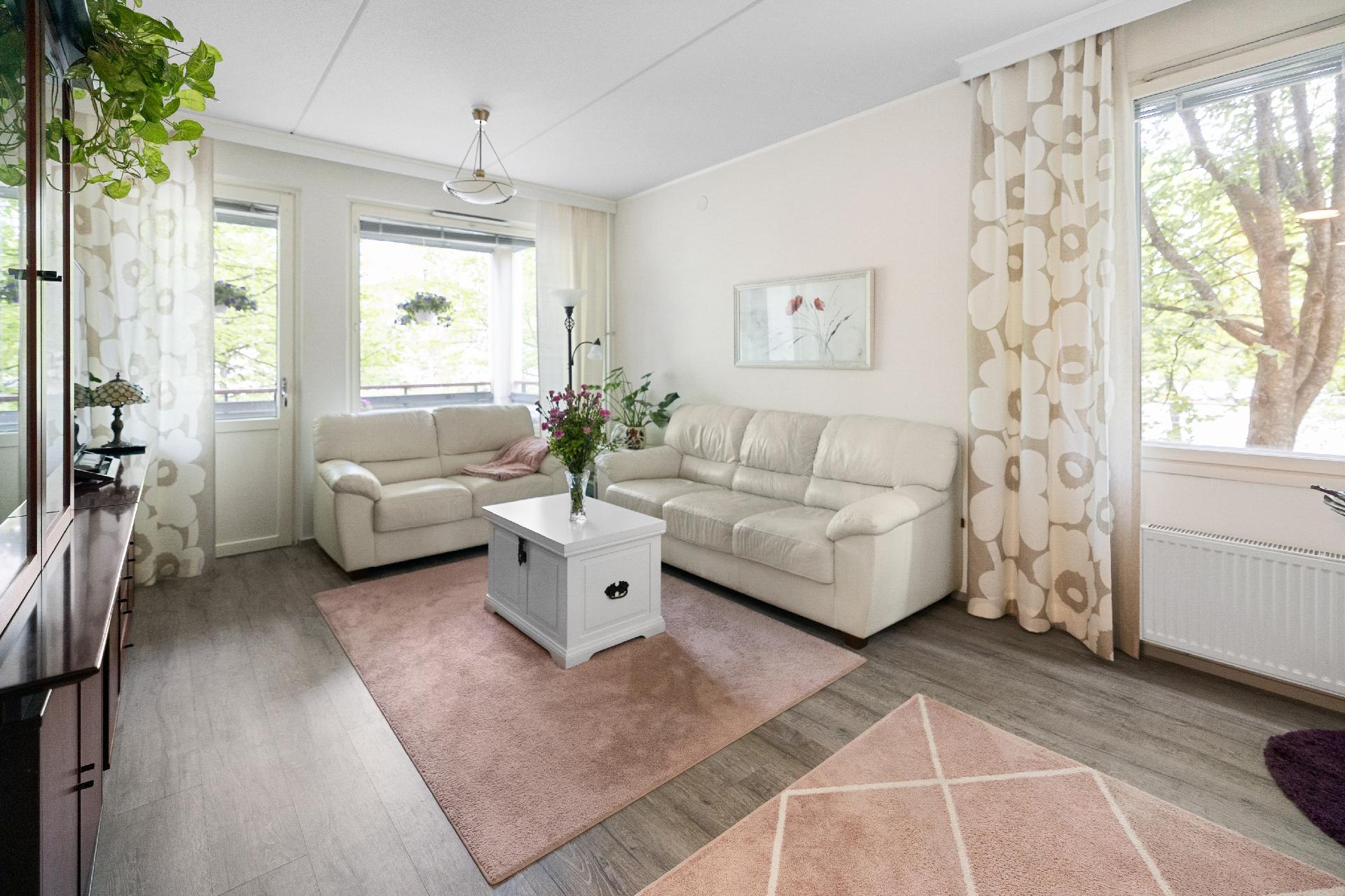 Paasikivenkatu 25, Molanderinmäki, Kerava