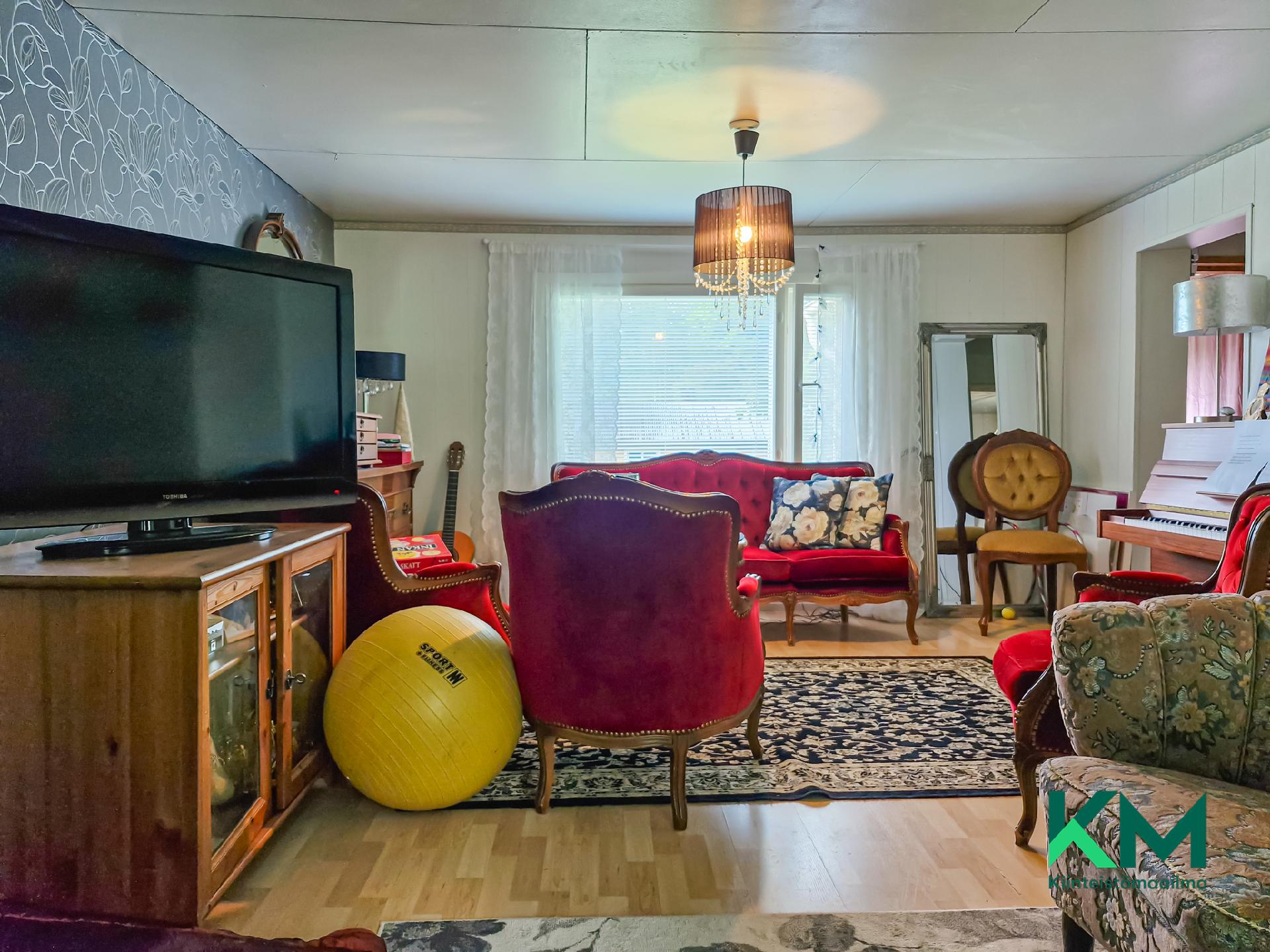 Ronkasentie 8, Viuhonmäki, Savonlinna