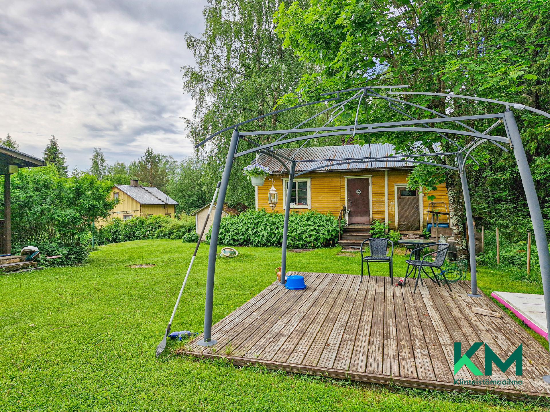 Ronkasentie 8, Viuhonmäki, Savonlinna