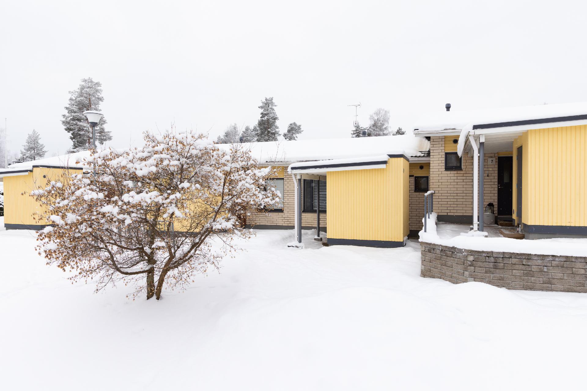 Savontie 24, Keskusta, Joutsa