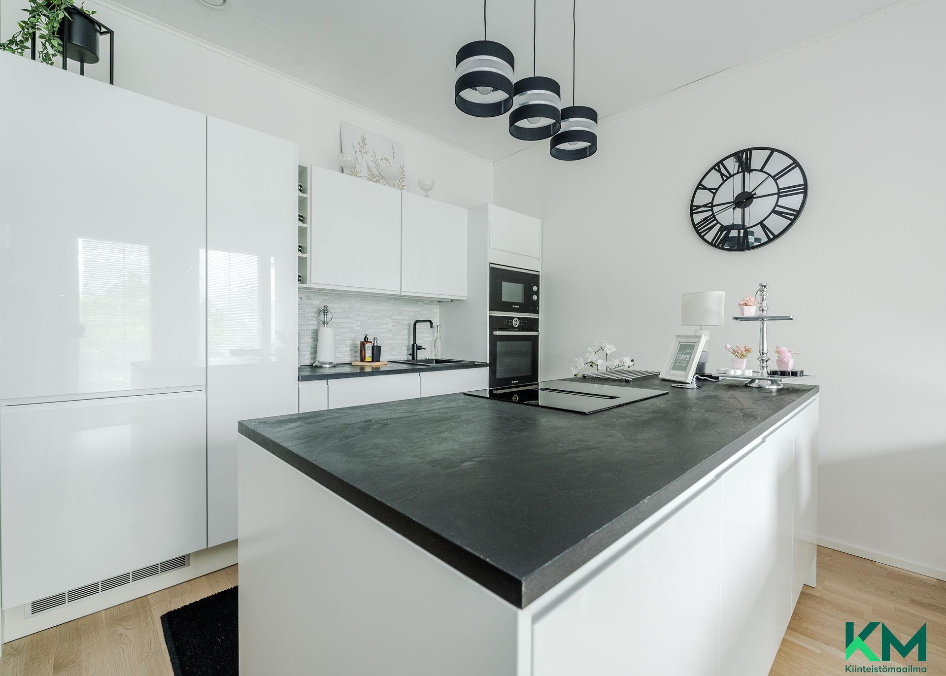 Turhalankatu 7, Kärpänen, Lahti