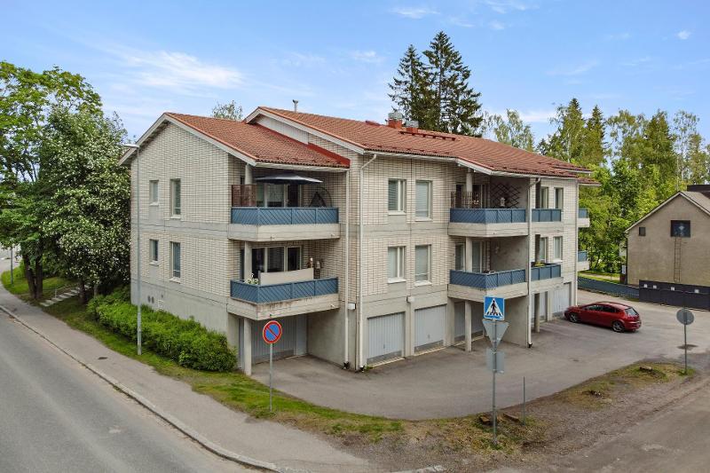 Santakatu 11, Hirsimäki, Riihimäki