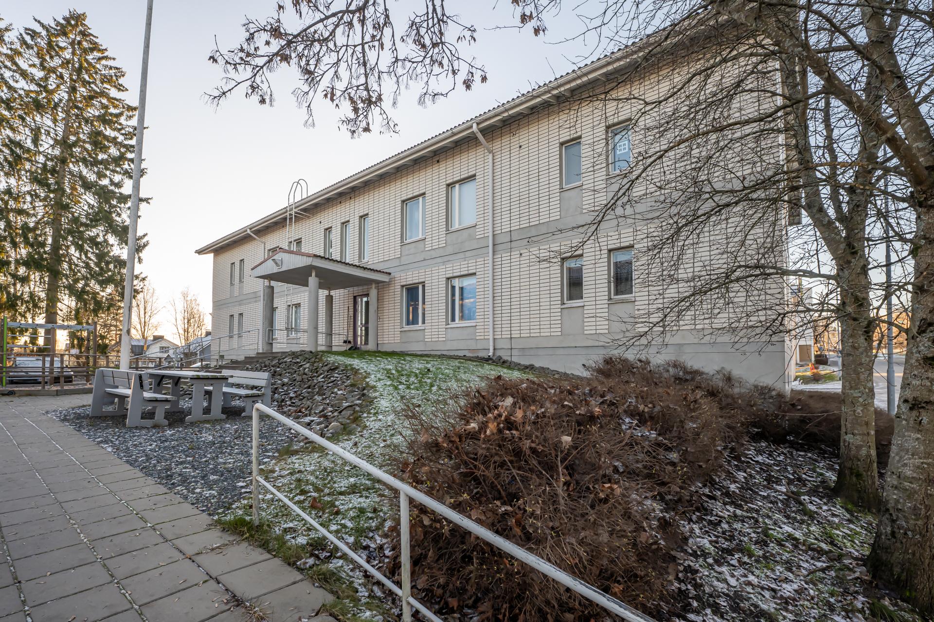 Santakatu 11, Hirsimäki, Riihimäki