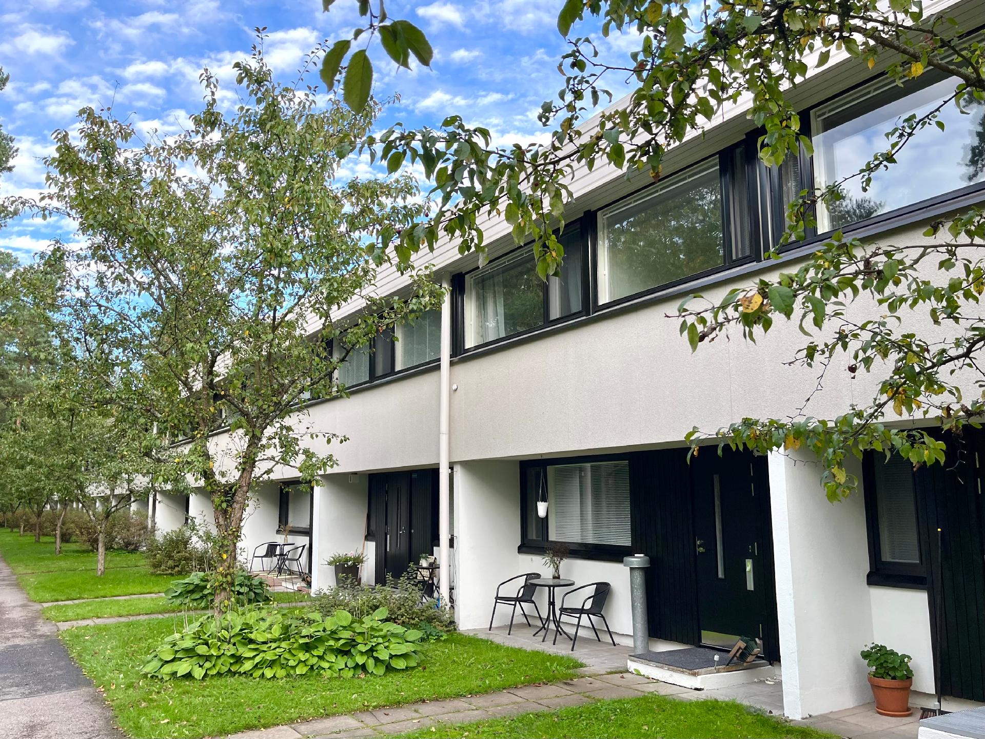 Porslahdentie 2, Vuosaari, Helsinki
