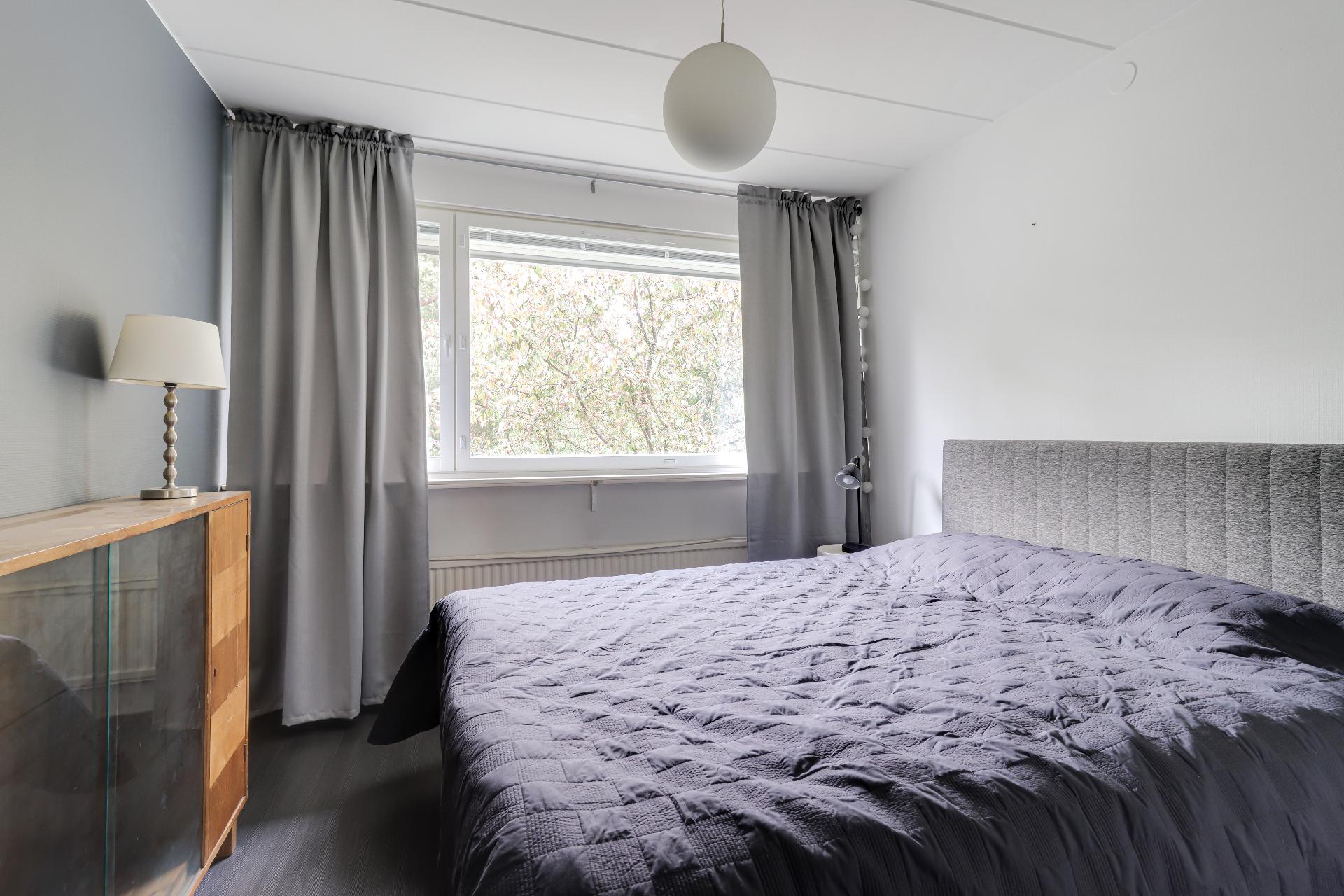 Porslahdentie 2, Vuosaari, Helsinki