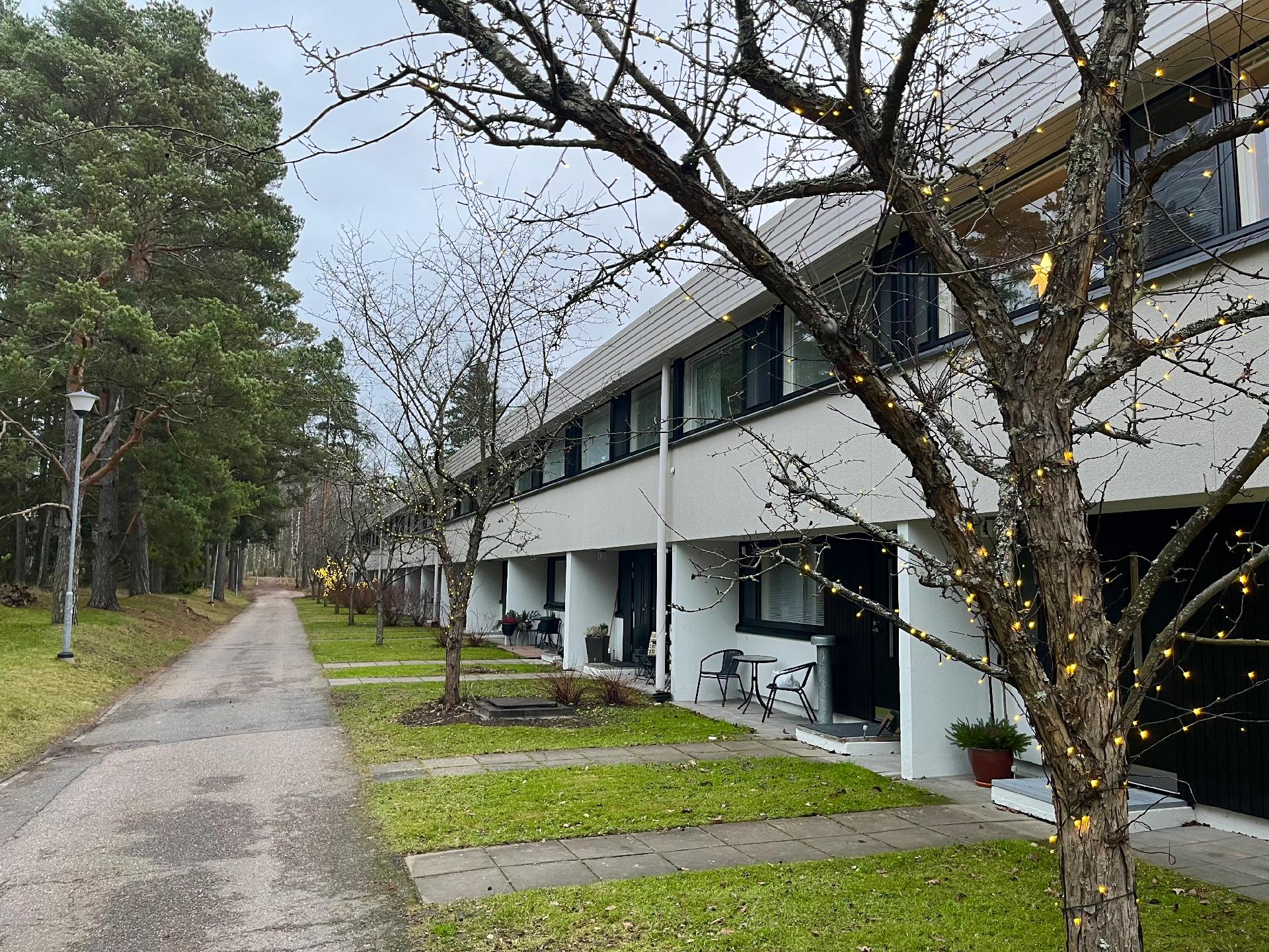 Porslahdentie 2, Vuosaari, Helsinki