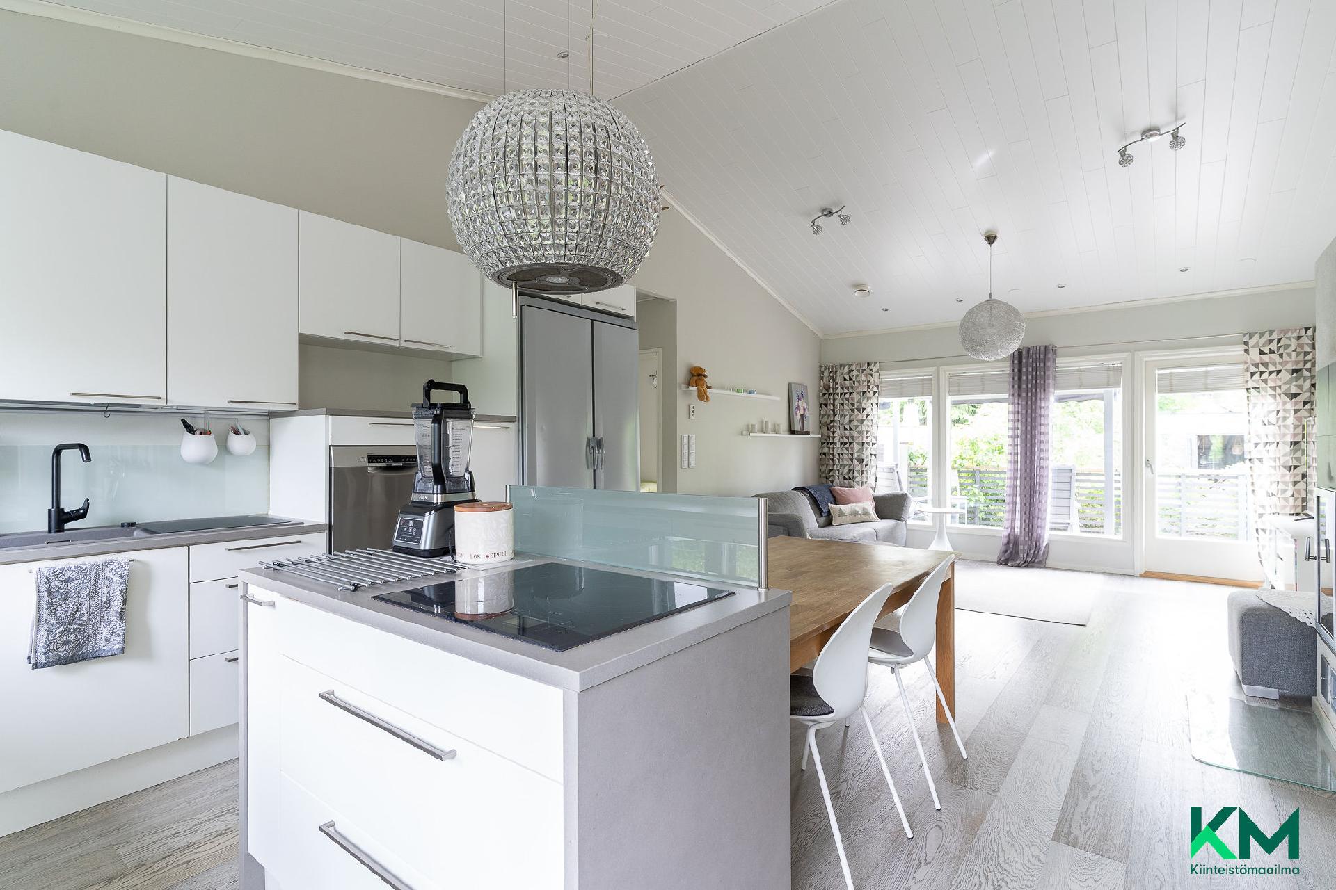 Pastorinkaari 12, Ruutana, Kangasala