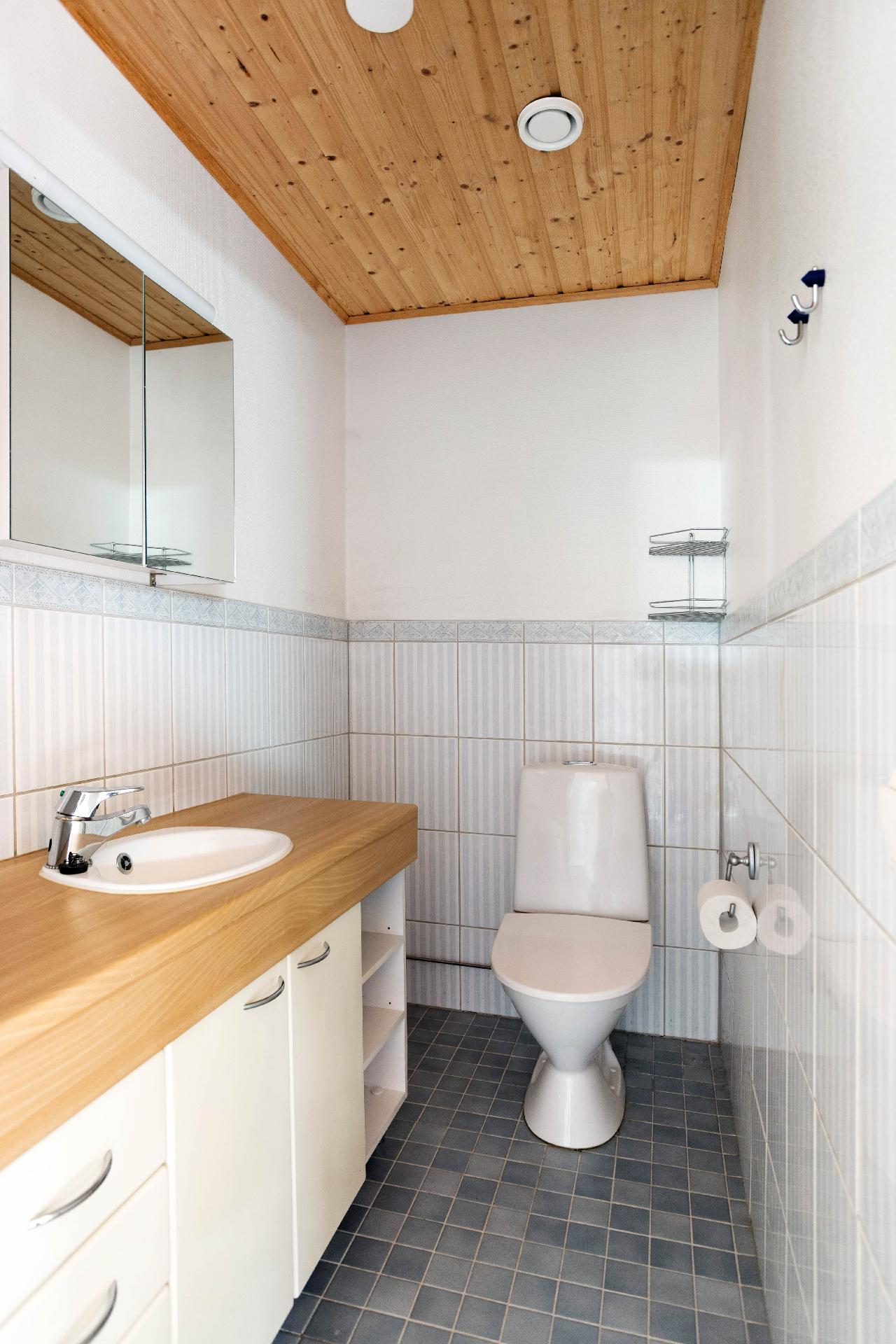 Kakshuhdantie 10, Konala, Helsinki