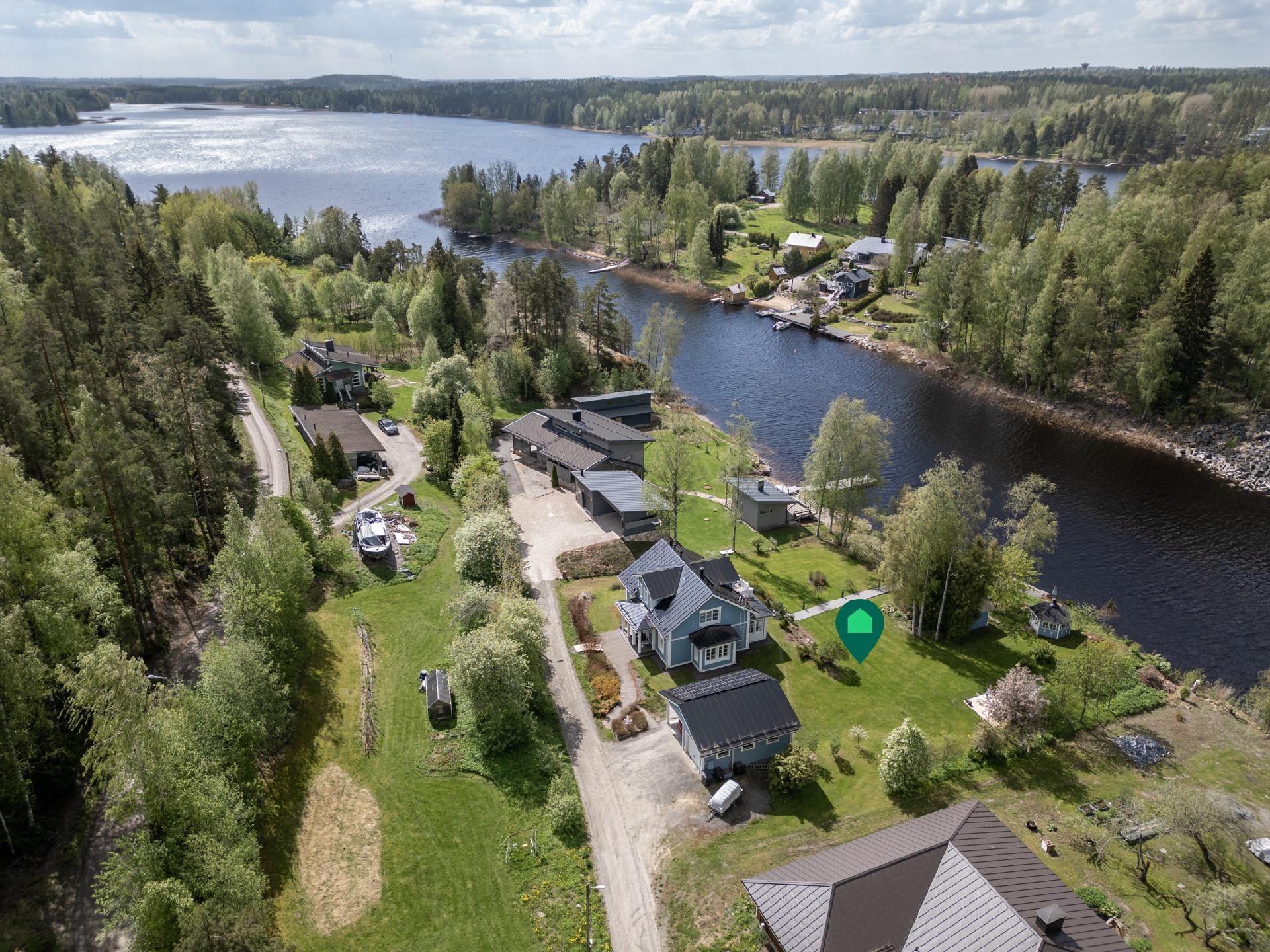 Annilanselkä aukeaa aivan vierestä