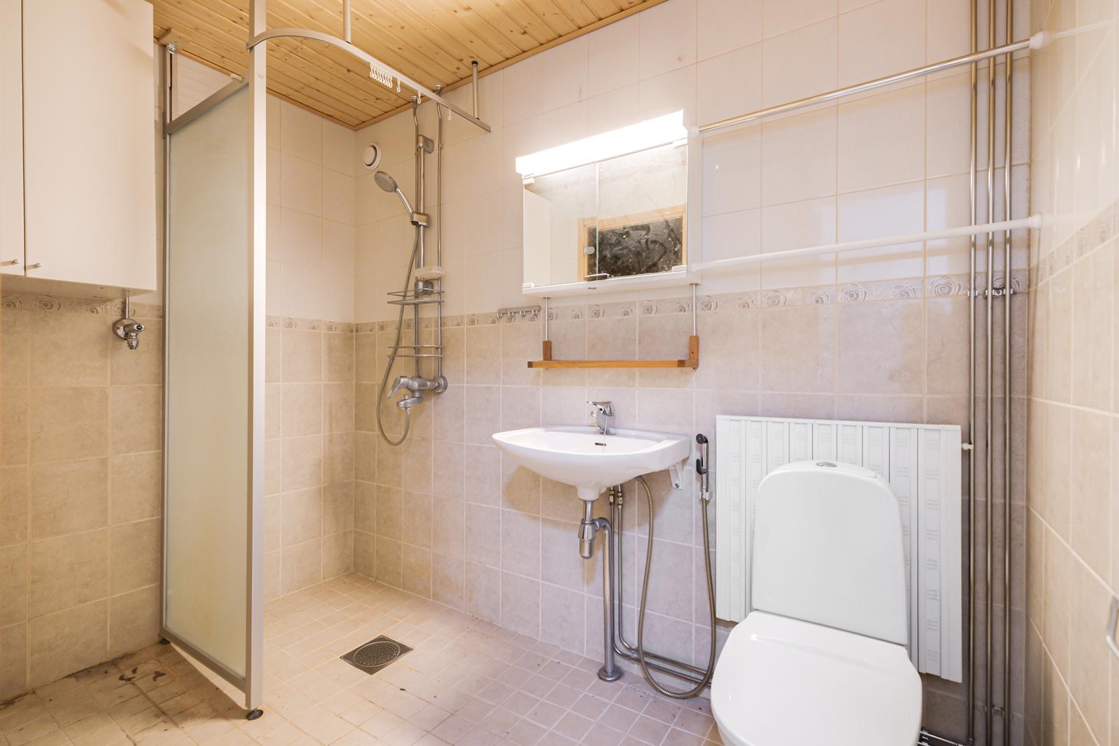 Nuottikuja 4, Keskusta, Järvenpää