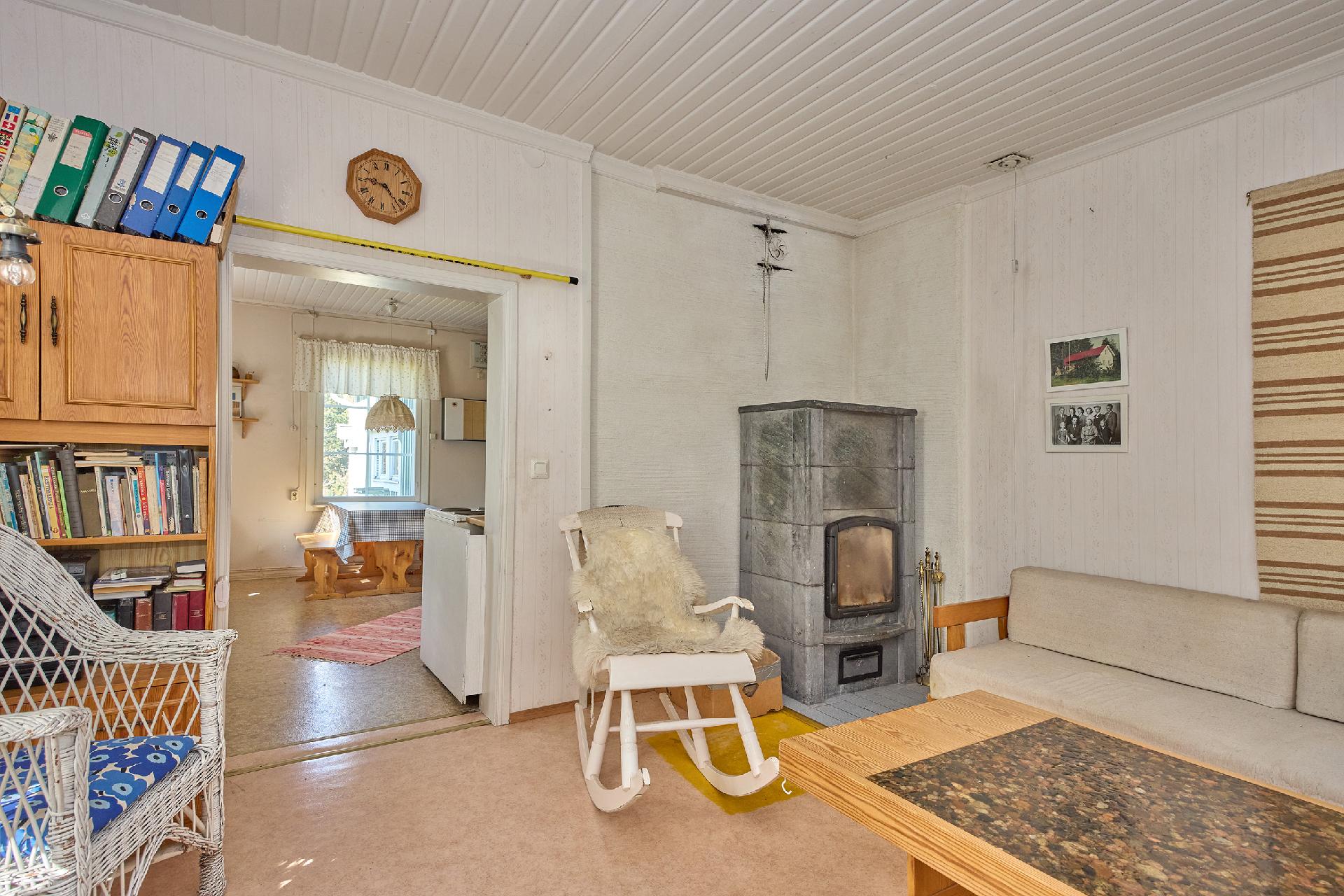 Isoniityntie 3, Pusula, Lohja