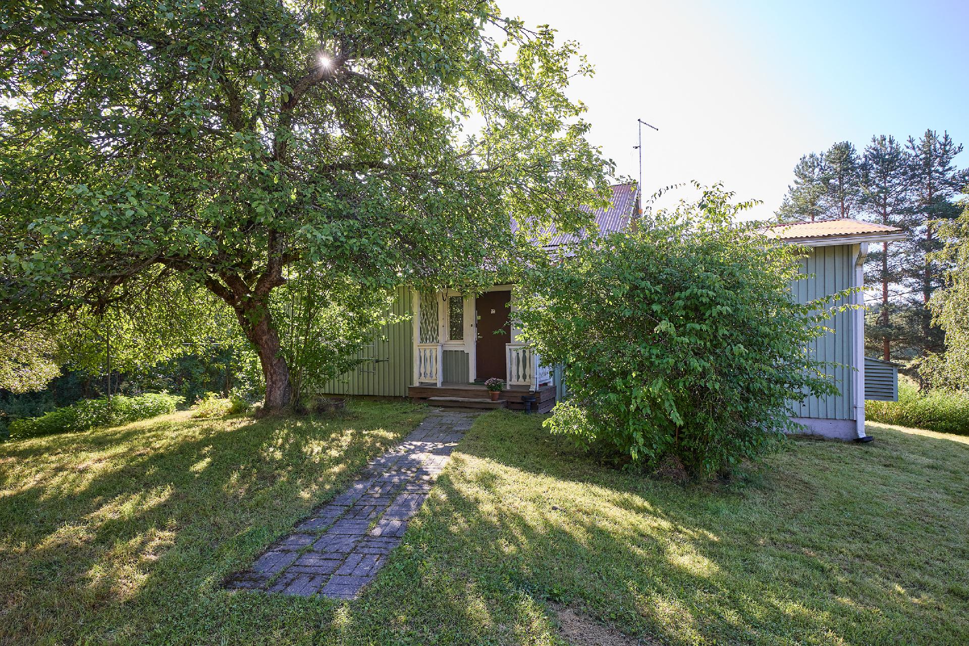 Isoniityntie 3, Pusula, Lohja