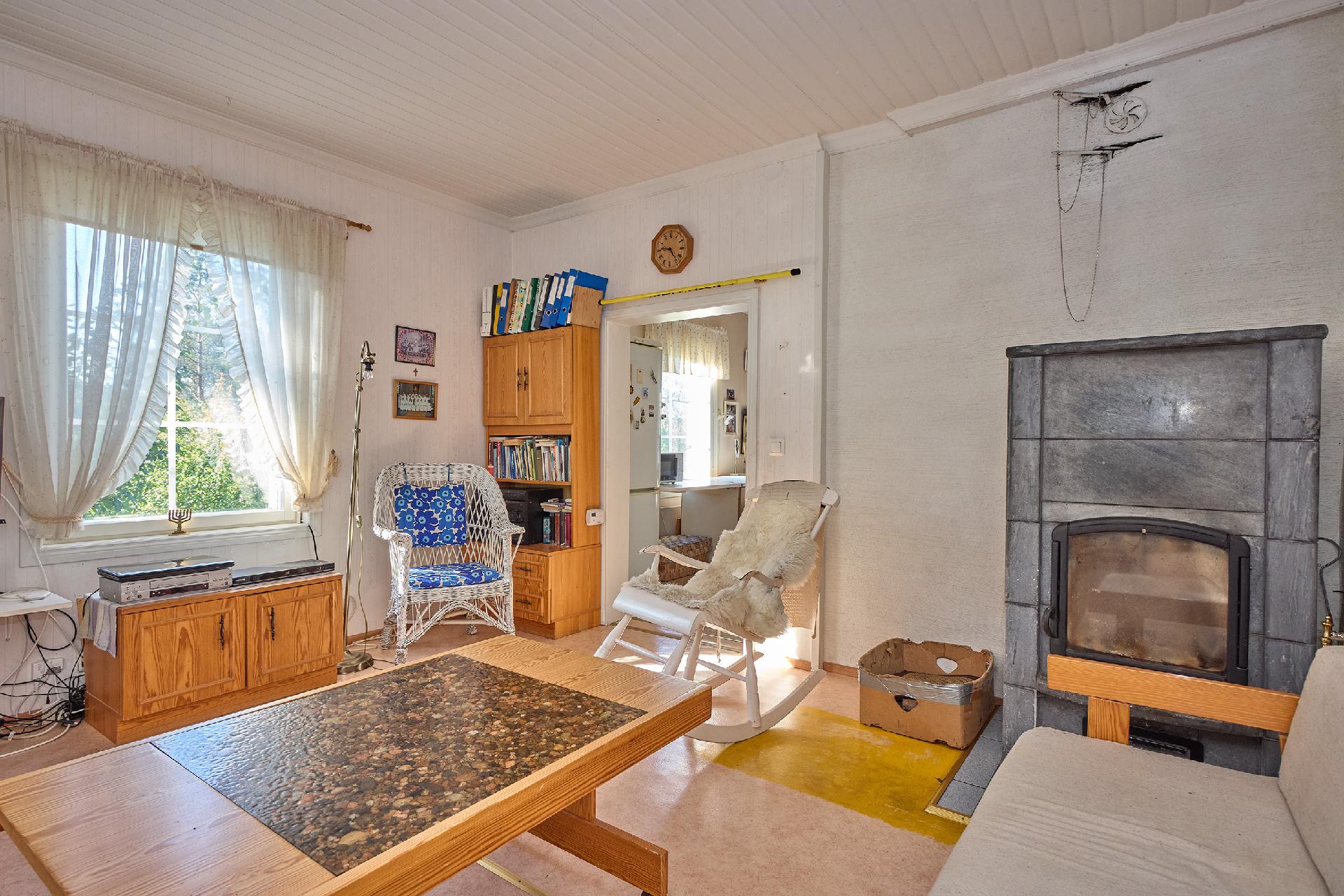 Isoniityntie 3, Pusula, Lohja