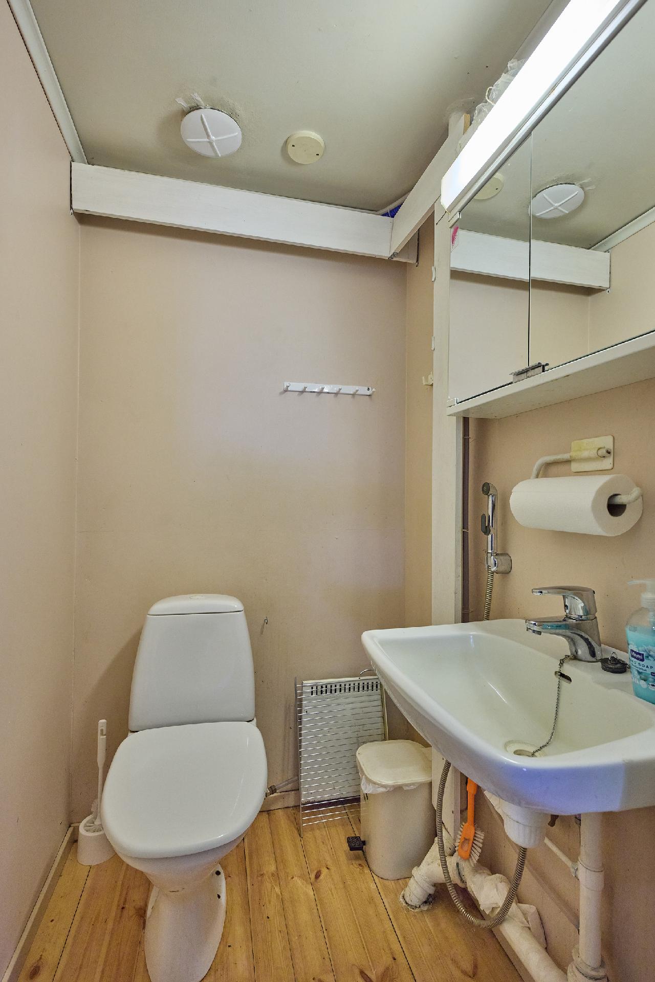 Isoniityntie 3, Pusula, Lohja