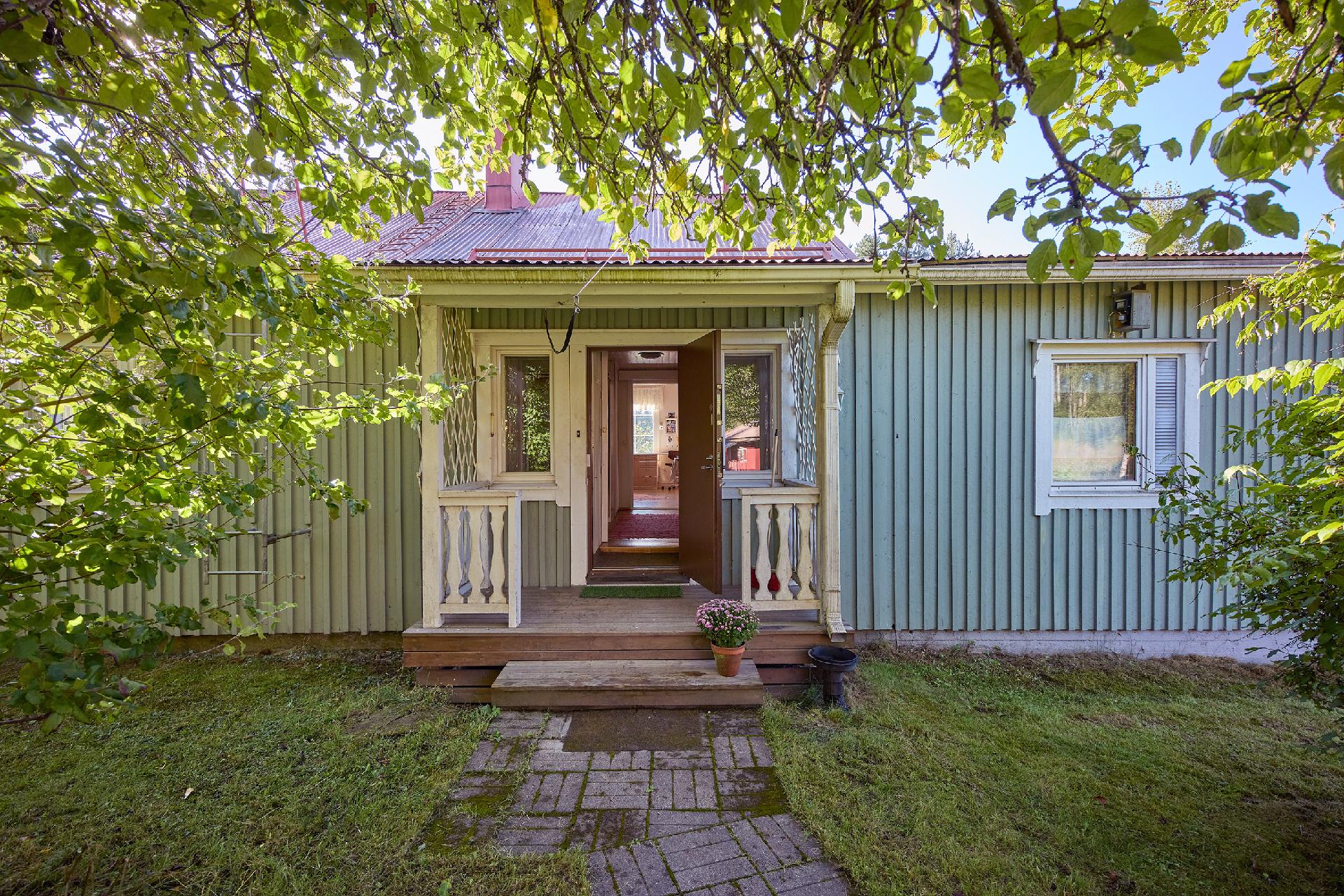 Isoniityntie 3, Pusula, Lohja