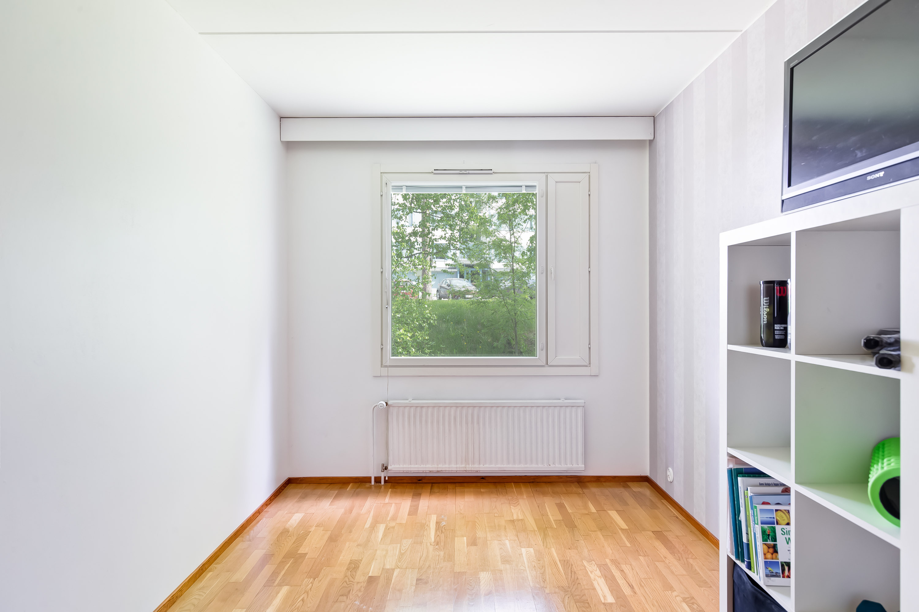 Toinen yläkerran makuuhuoneista