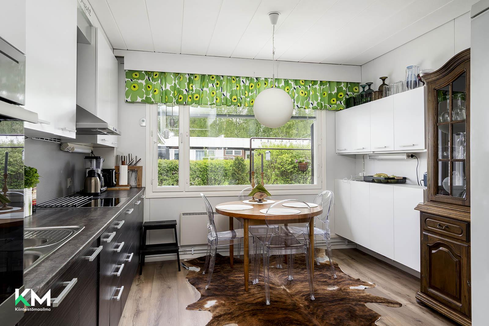 Hopeatie 1, Kaukovainio, Oulu