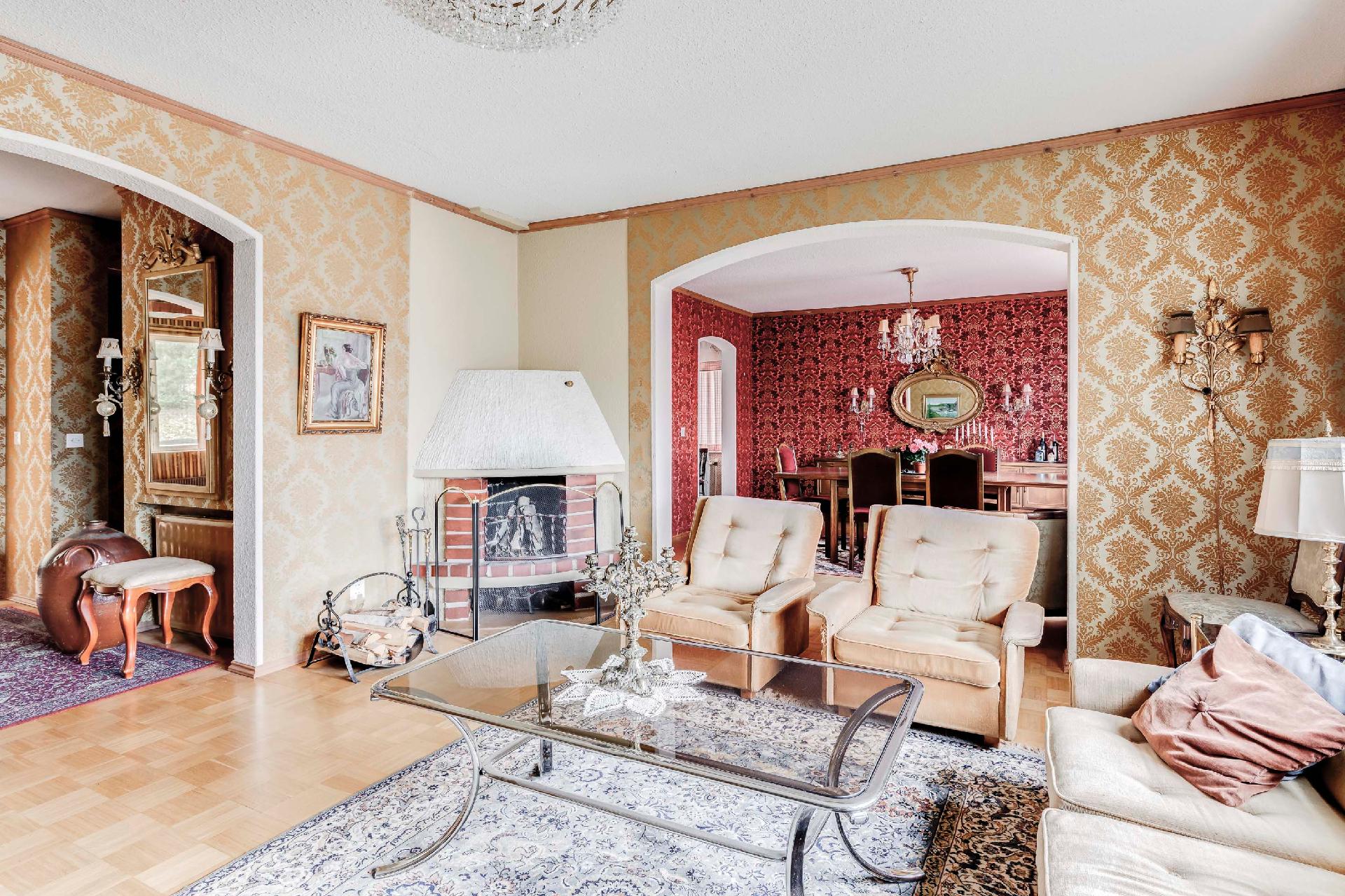 Lainlukijantie 27b, Torpparinmäki, Helsinki