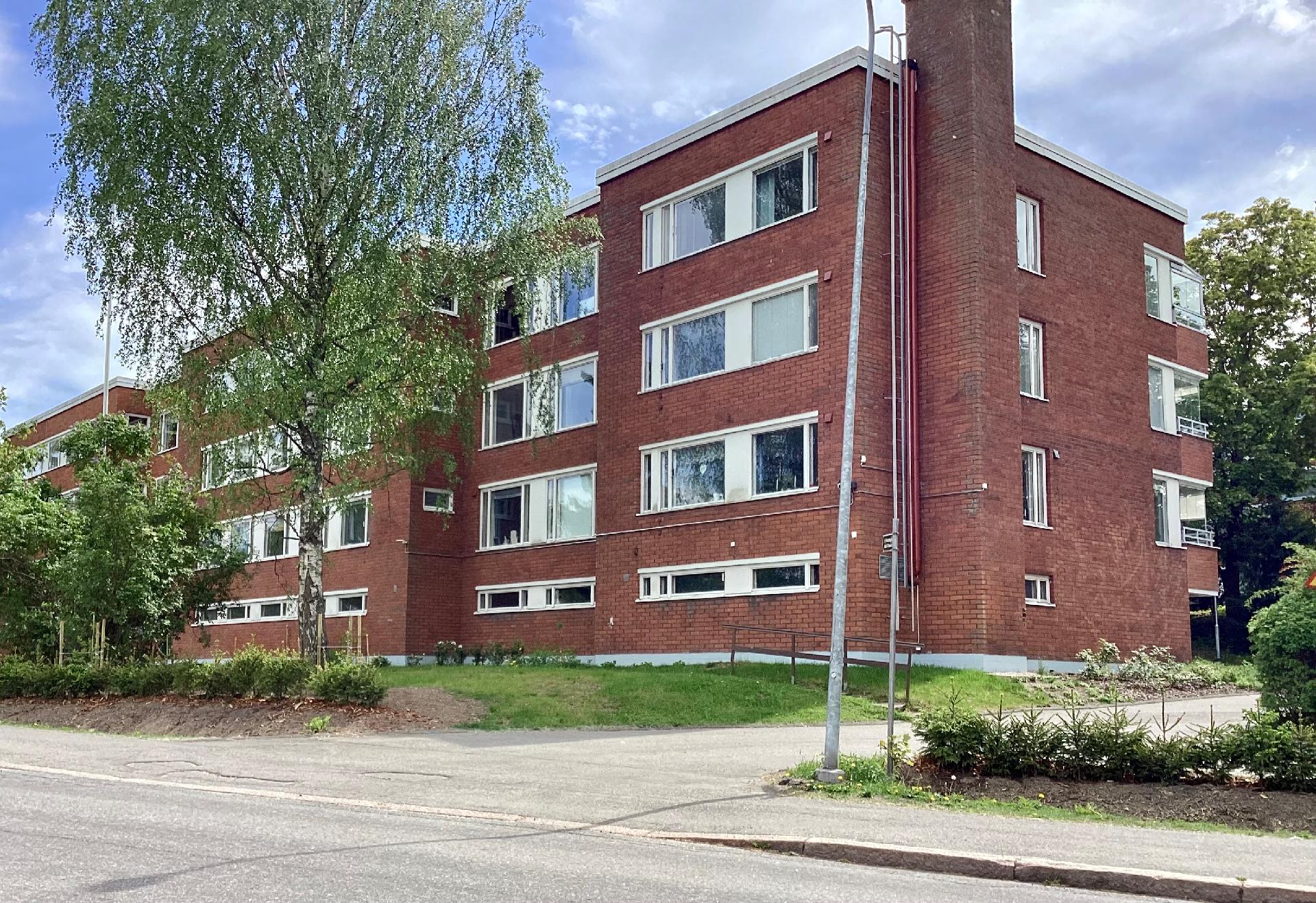 Thurmanin puistotie 6, Kauniainen