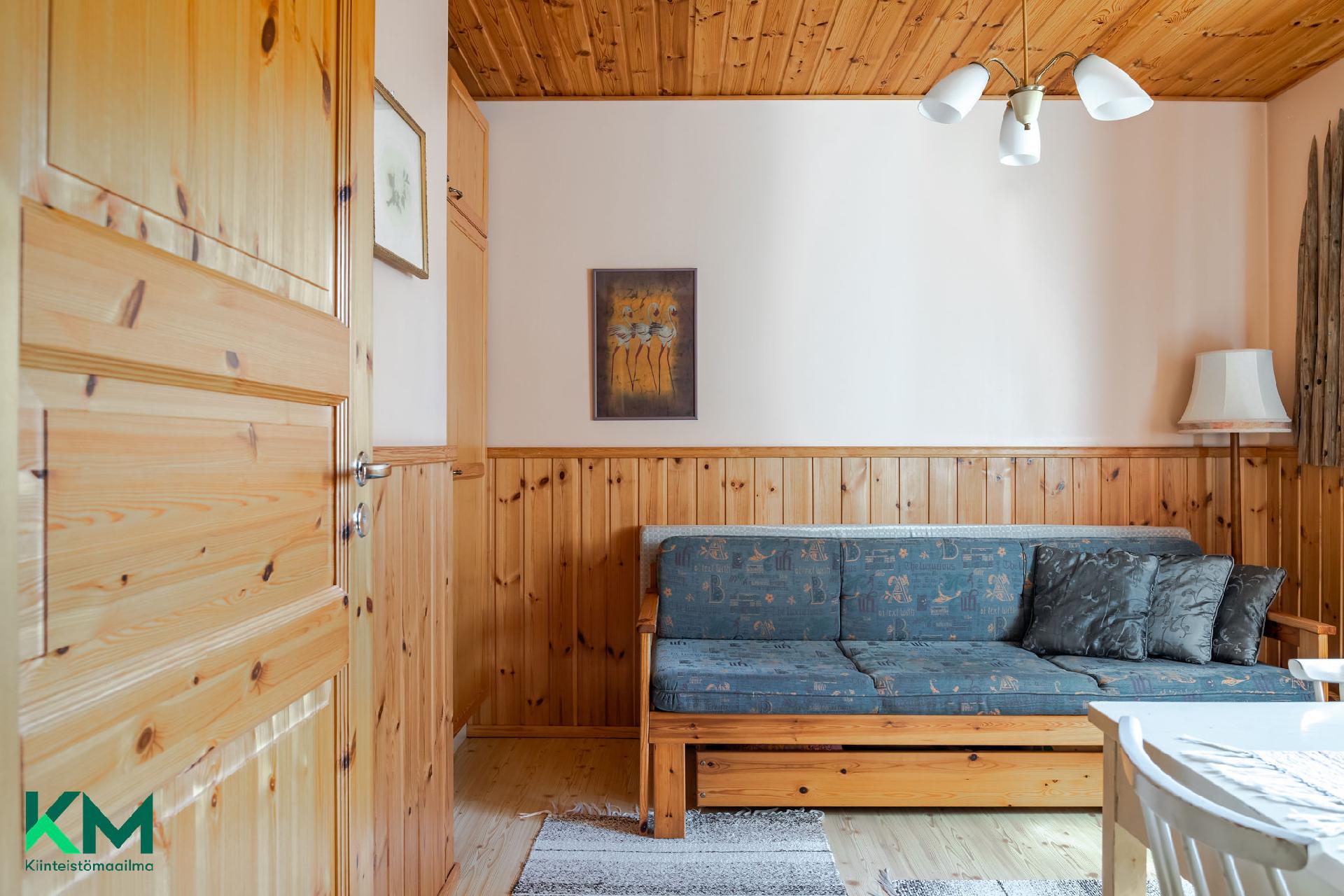 Laiduntie 2, Lästilä, Kuhmoinen