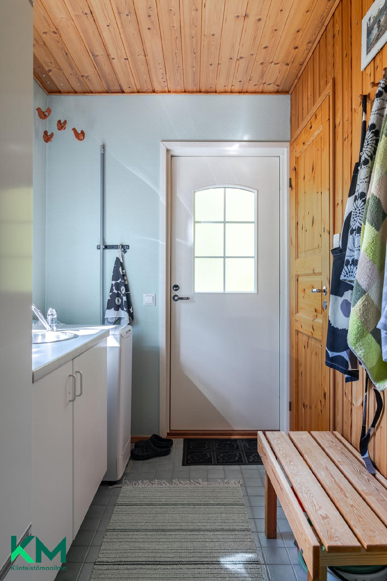 Laiduntie 2, Lästilä, Kuhmoinen