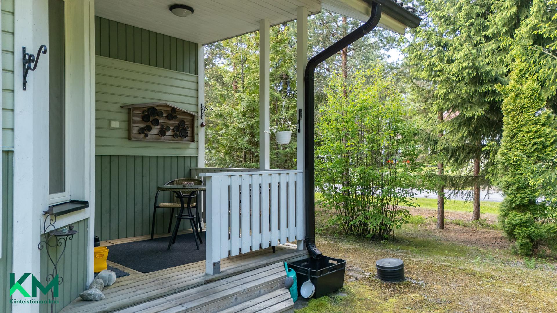 Laiduntie 2, Lästilä, Kuhmoinen