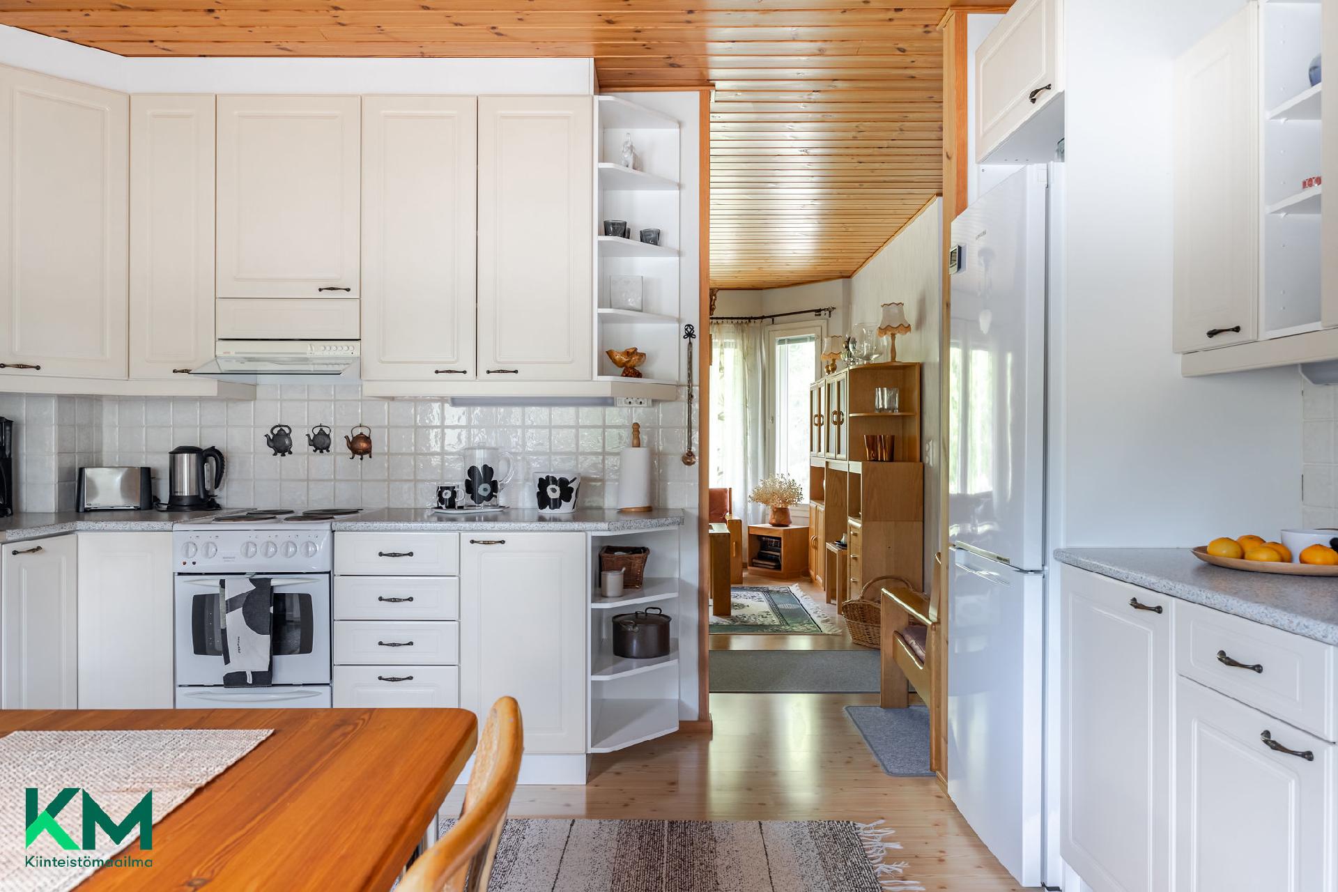 Laiduntie 2, Lästilä, Kuhmoinen