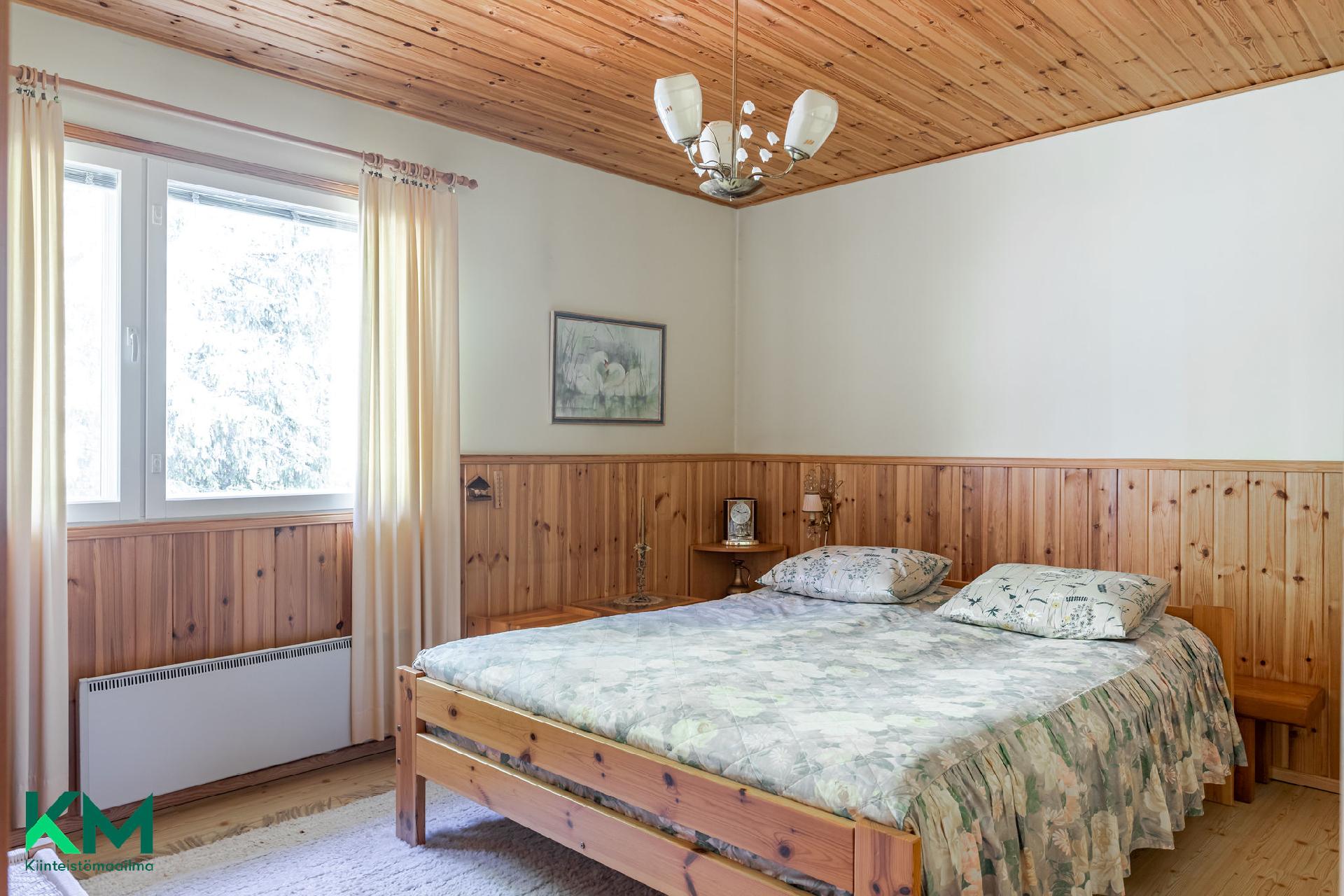 Laiduntie 2, Lästilä, Kuhmoinen