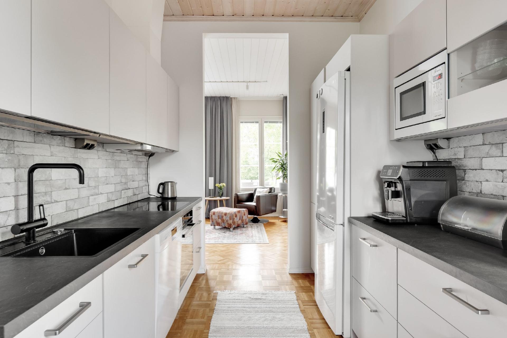 Keittiö remontoitu 2020