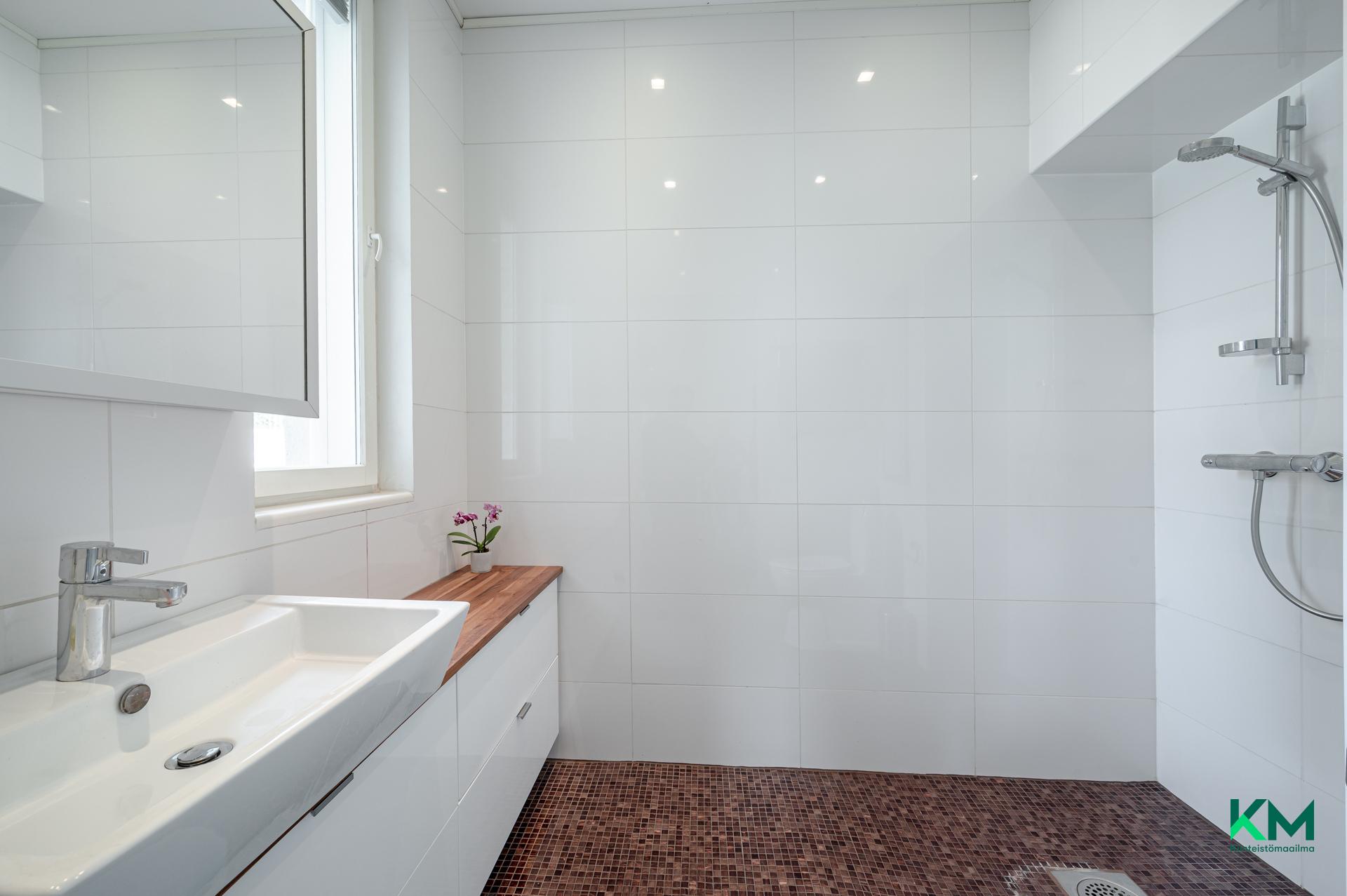 Länsitie 2, Westend, Espoo