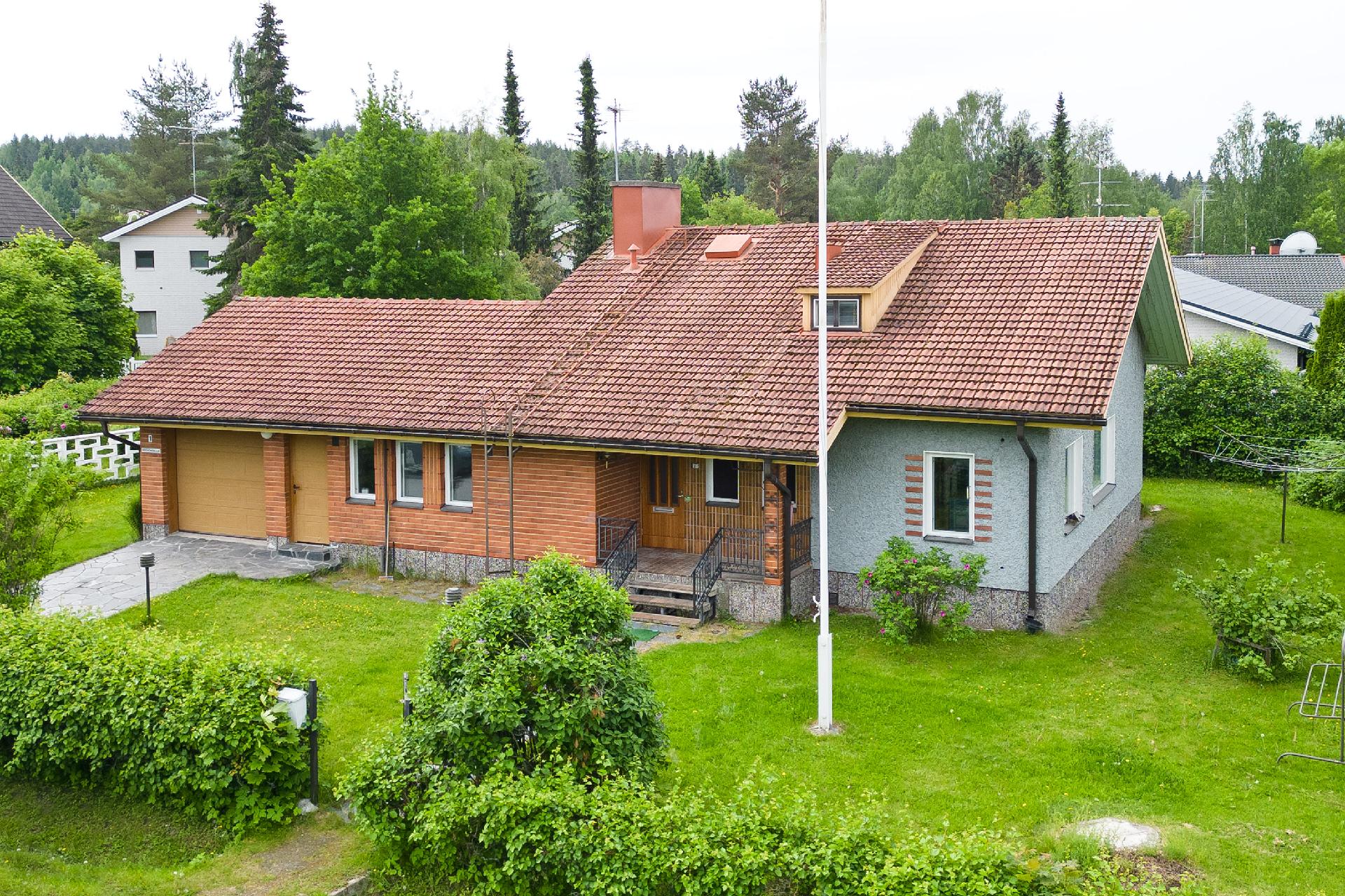 Agronominkuja 1, Veisu, Tampere