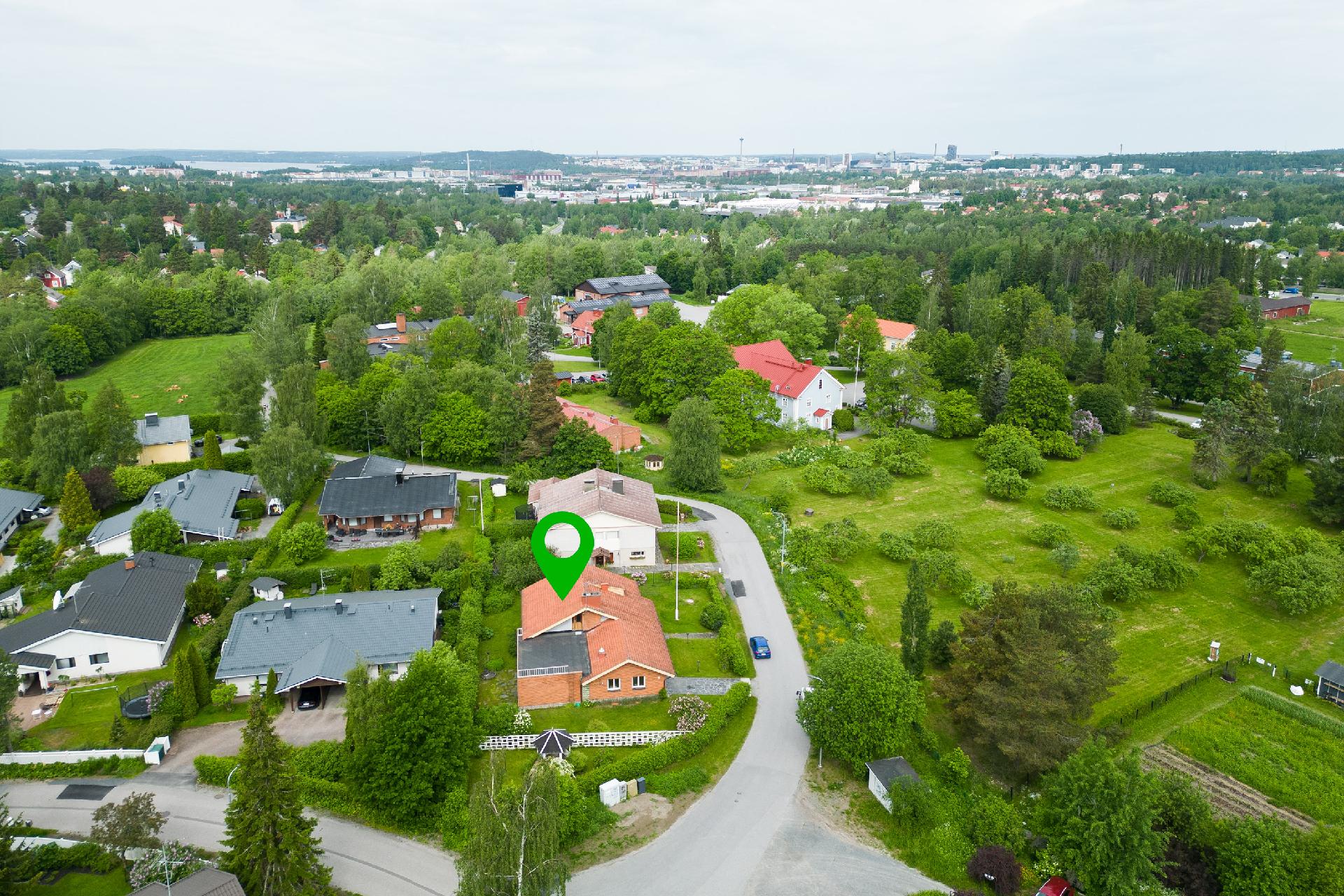 Agronominkuja 1, Veisu, Tampere