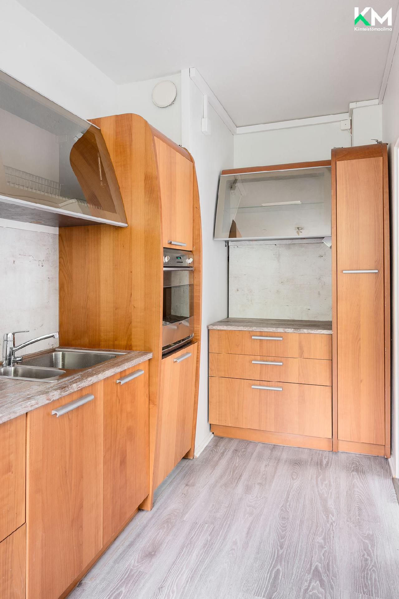 Gyldenintie 1, Lauttasaari, Helsinki