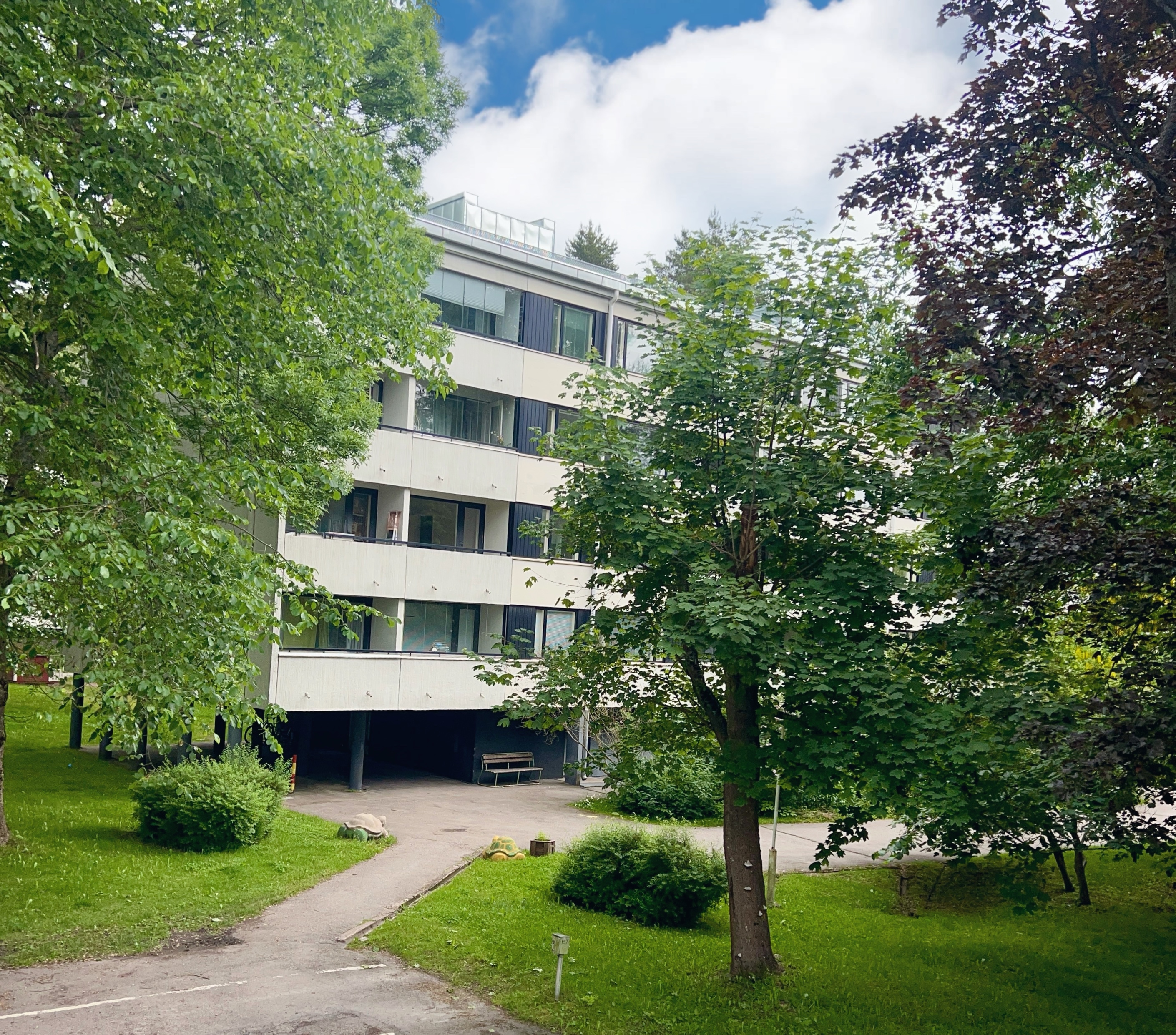Neitsytsaarentie 3, Helsinki