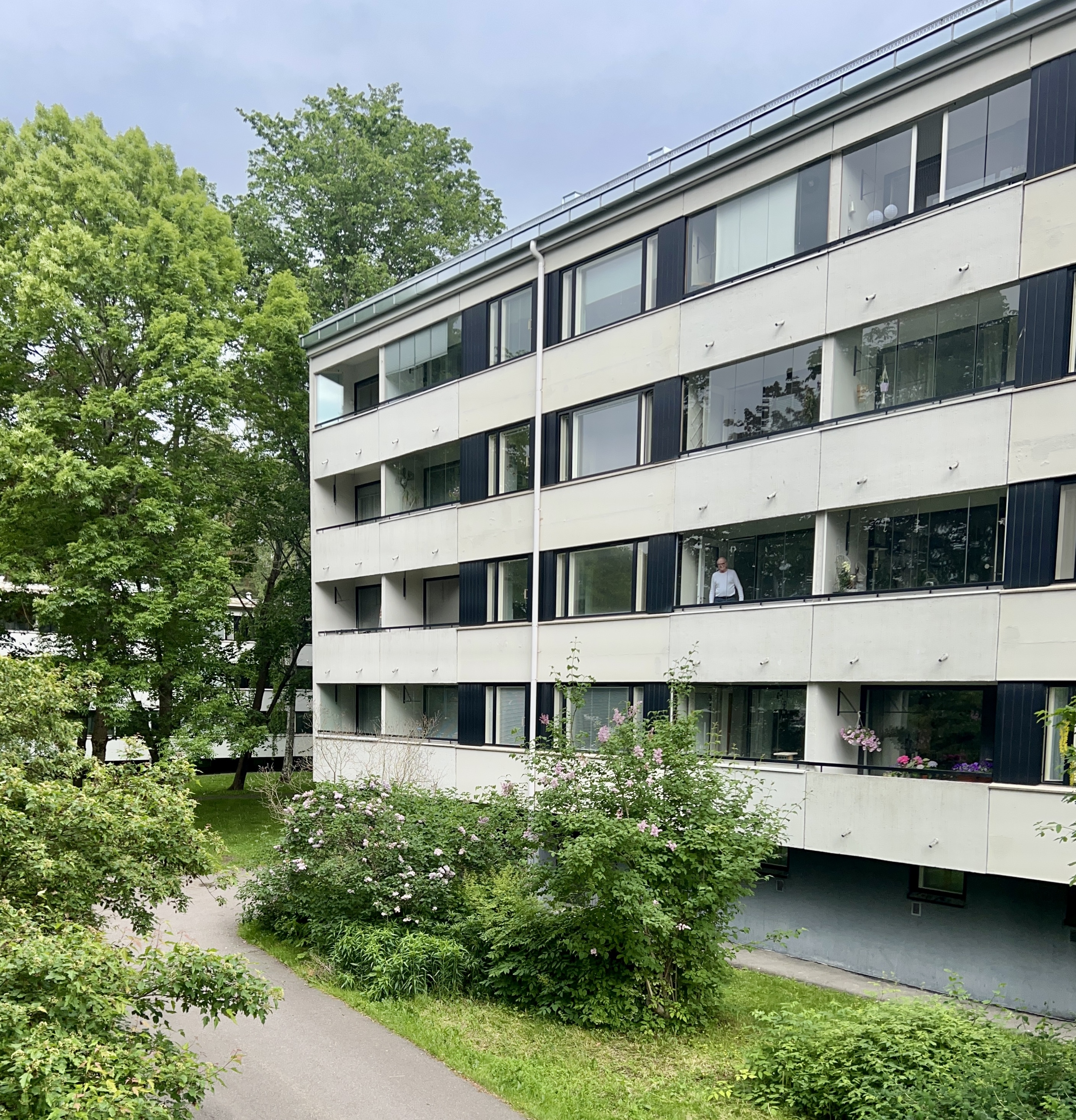 Neitsytsaarentie 3, Helsinki